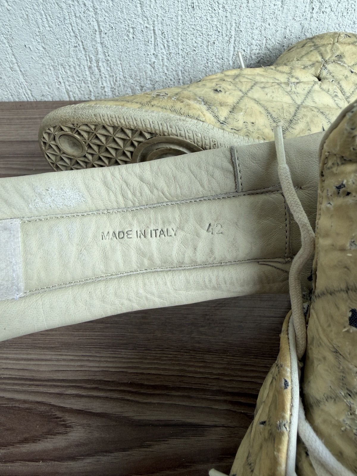 Maison Margiela 😮‍💨🔥Rare future trainers Size US 9 / EU 42 - 16 Thumbnail