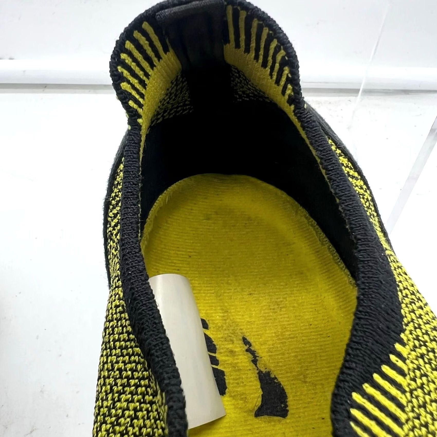 Nike Title: Nike Air Running Shoes Mens 8 Ultra Flyknit Yellow Black Size ONE SIZE - 7 Thumbnail