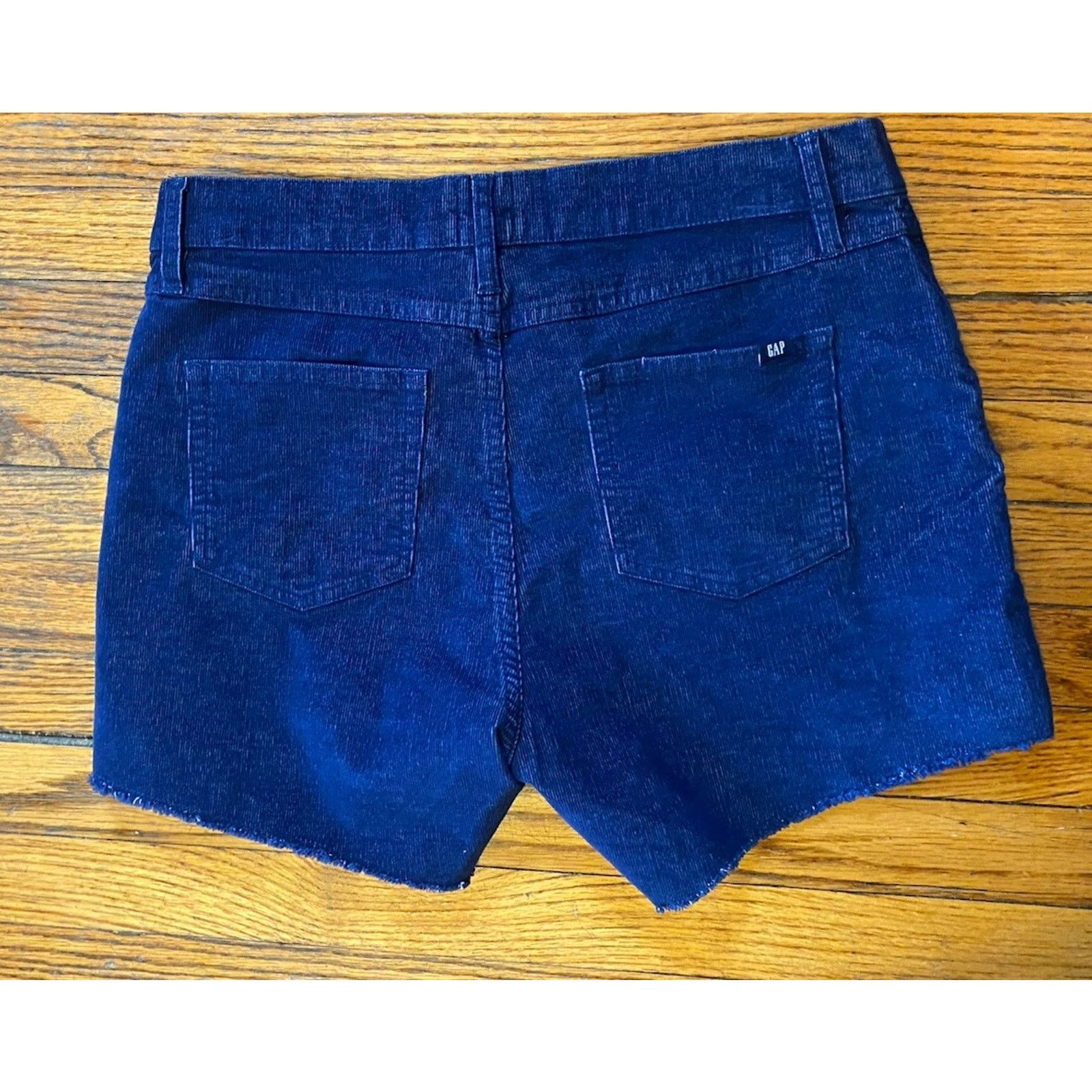 Gap NWT GAP Stretch Denim Jean Shorts Women’s 4 $50 Size 27" / US 4 / IT 40 - 3 Thumbnail