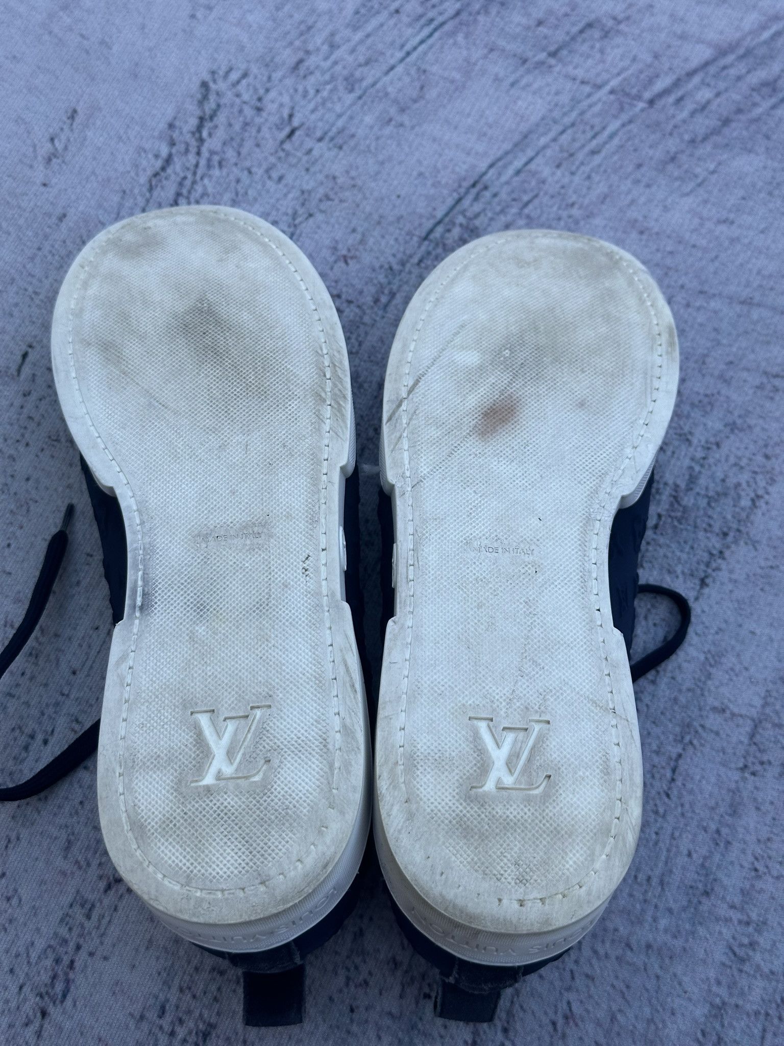 Louis Vuitton Louis Vuitton Sneakers Navy Suede LV Monogram Logo Shoes Size US 9 / IT 39 - 7 Thumbnail