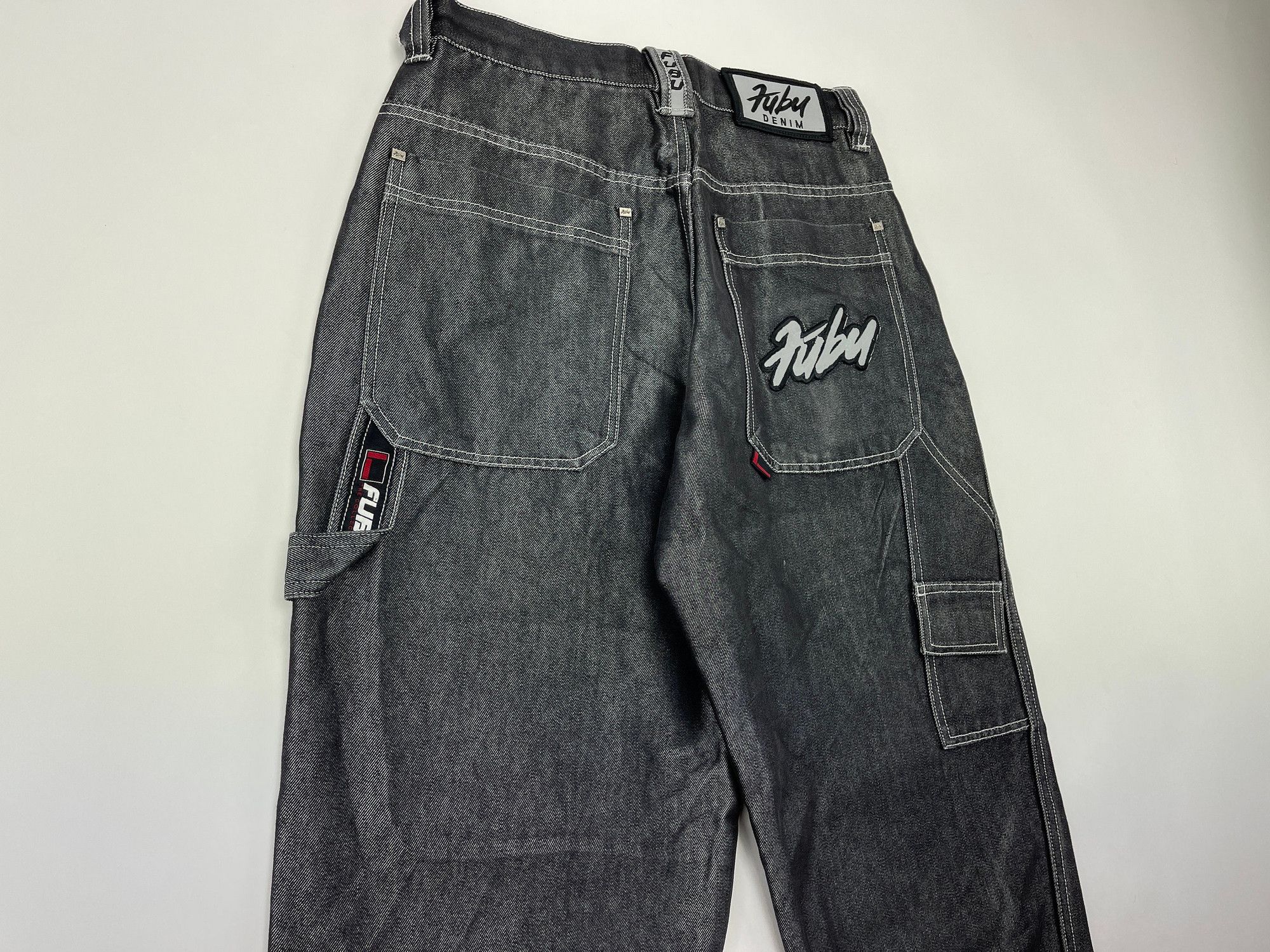 Fubu FUBU jeans, shiny black vintage baggy, silver metallic, W 30 Size US 30 / EU 46 - 9 Thumbnail