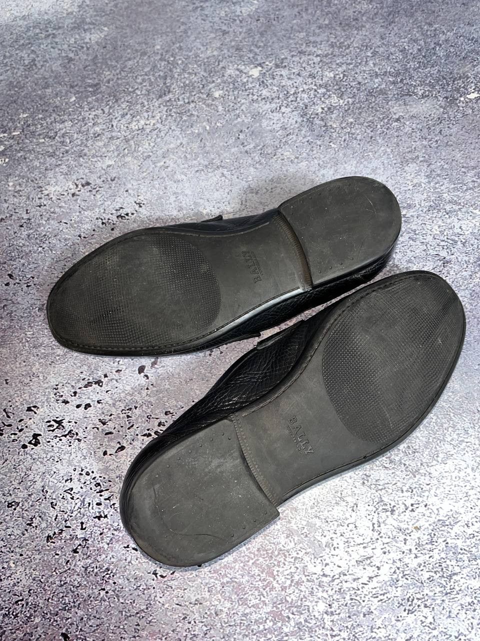 Bally Bally Grained Black Leather Silver Logo Loafers boots dress Size US 10 / EU 43 - 8 Thumbnail