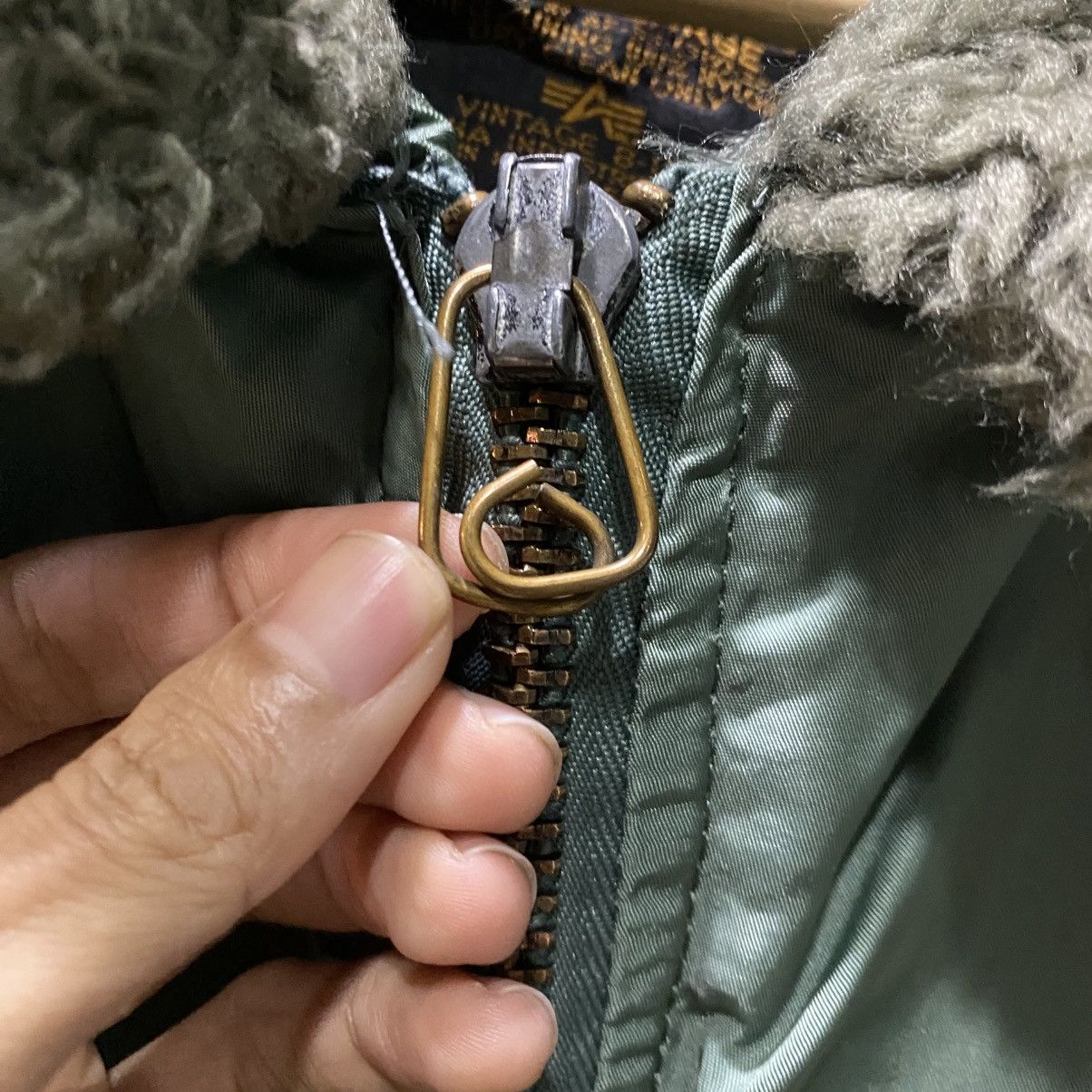 Alpha Industries × If Six Was Nine Vintage Alpha Industries B-15D Fur Hood Flight Bomber Jacket Size US XXL / EU 58 / 5 - 14 Thumbnail