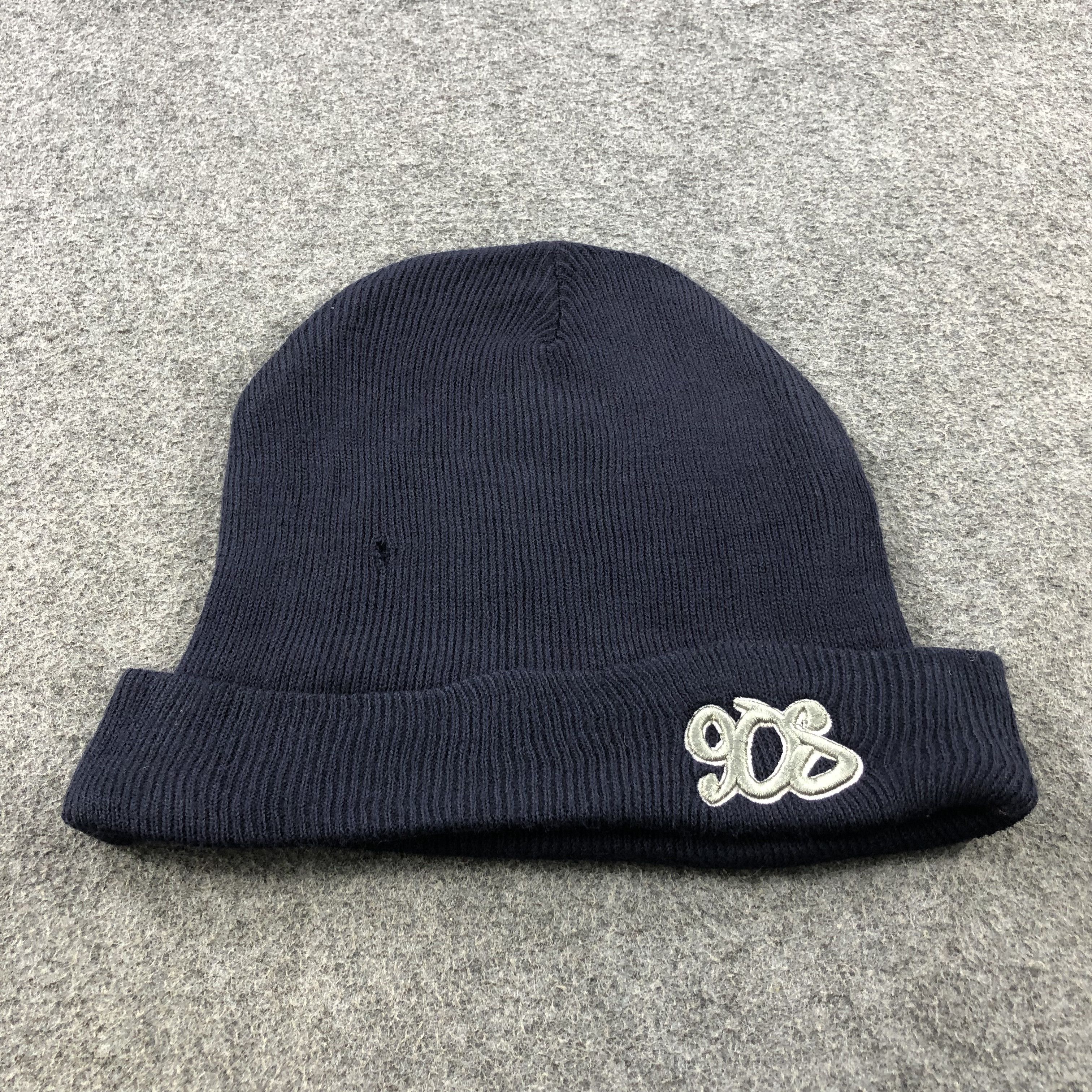 Vintage Unknown 90's Fisherman Beanie Snowcap Snow Hat B45 Size ONE SIZE - 1 Thumbnail