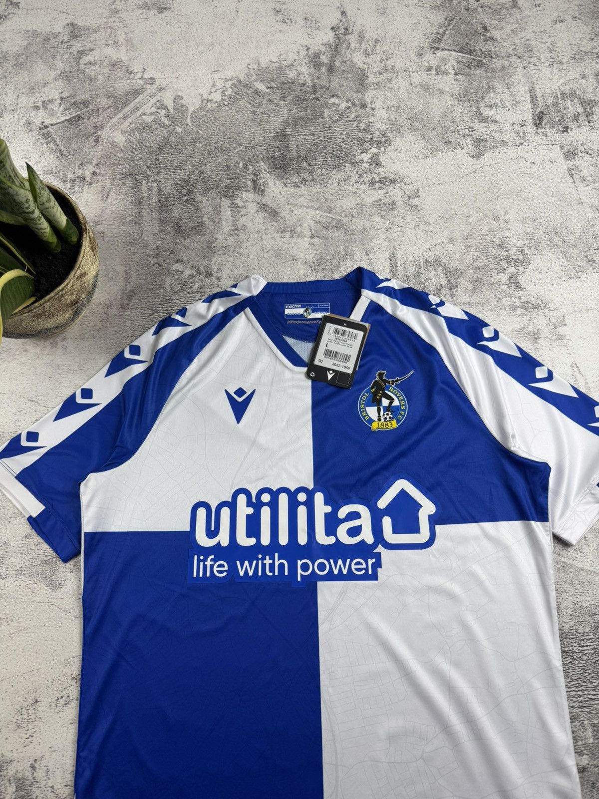 Macron NEW Bristol Rovers 2022/2023 Soccer Football Macron Men’s Large T Shirt Jersey Size US L / EU 52-54 / 3 - 5 Thumbnail
