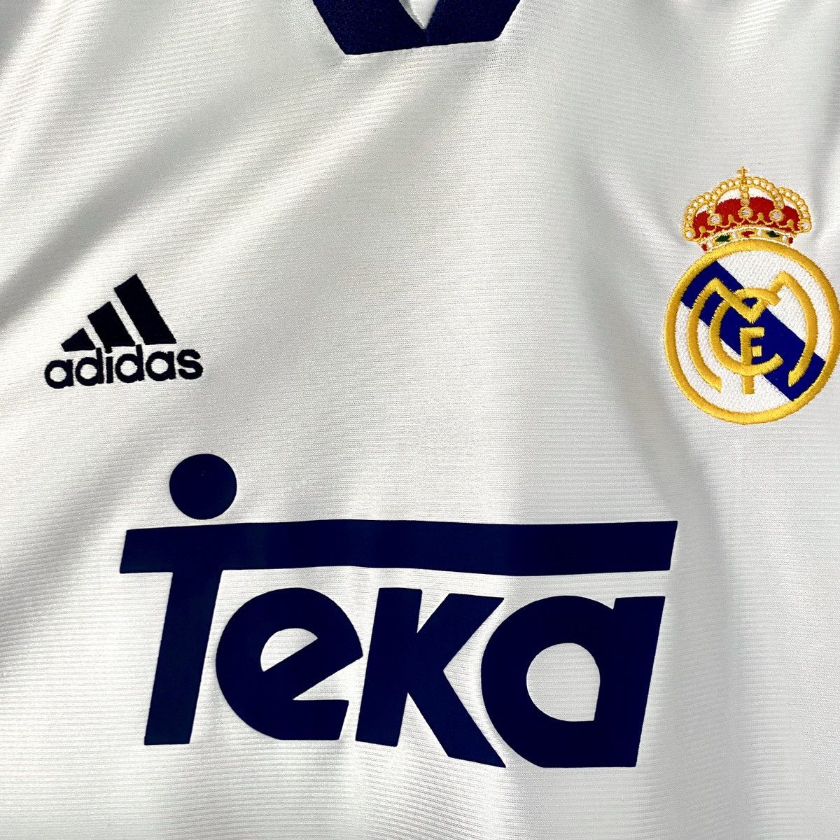 Adidas × Vintage 1998 2000 Real Madrid Vintage Adidas Home Kit Soccer Jersey Size US M / EU 48-50 / 2 - 4 Thumbnail