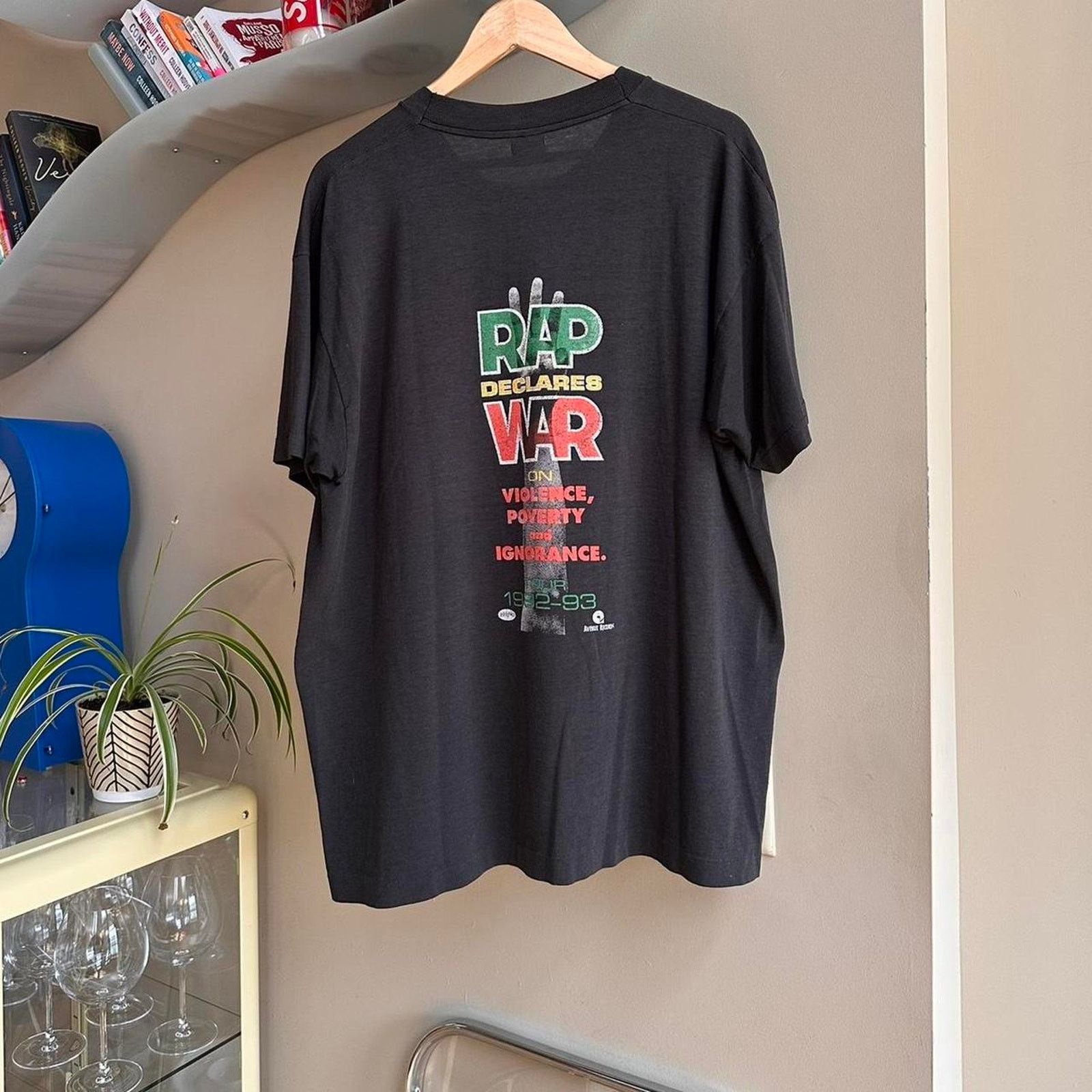 Fruit Of The Loom × Rap Tees × Vintage Vintage 1992/1993 Rap Declared War Shirt Size US XL / EU 56 / 4 - 2 Thumbnail