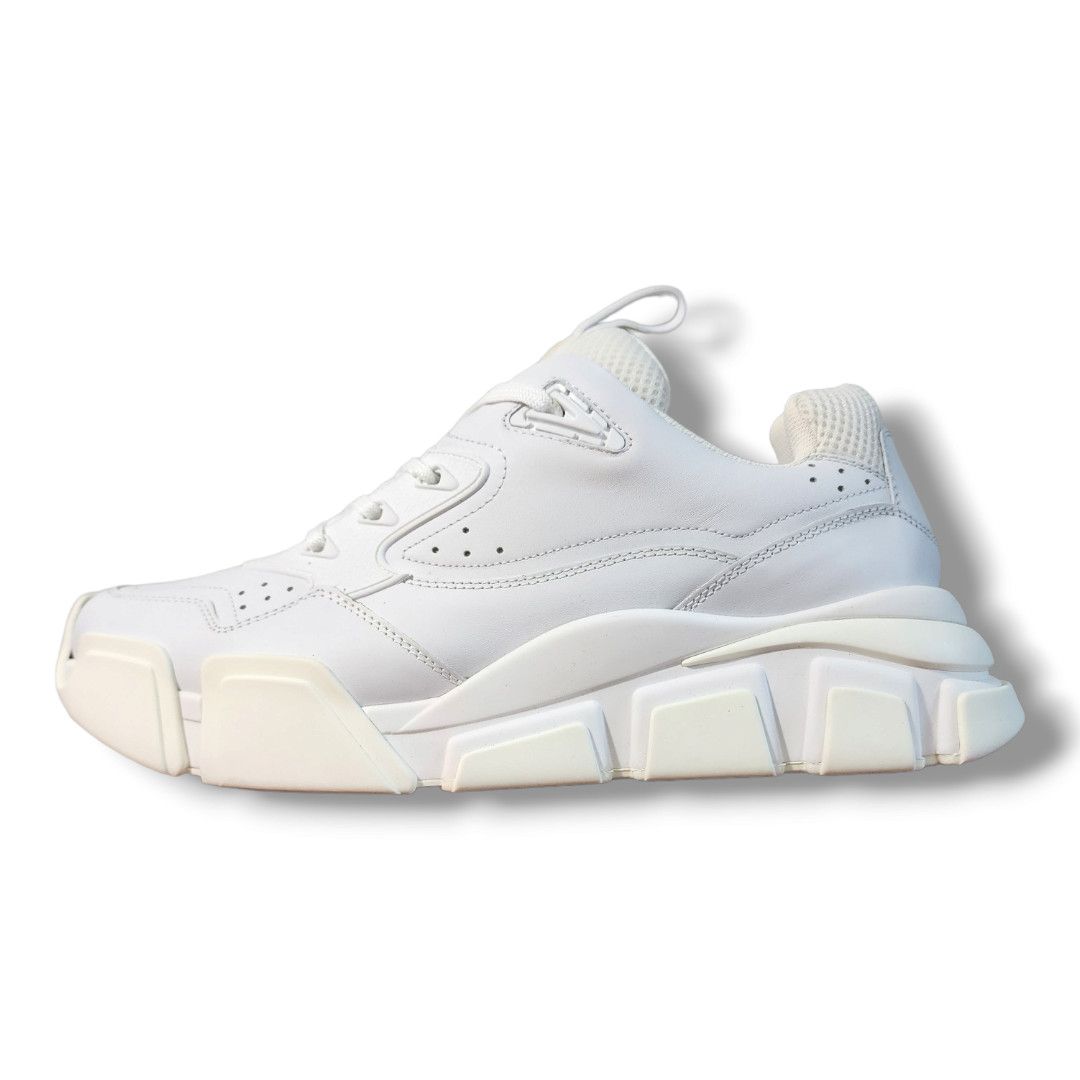 Salvatore Ferragamo Ferragamo White Booster Sneaker Men's Size 7/Women's Size 9 Size US 7 / EU 40 - 8 Thumbnail