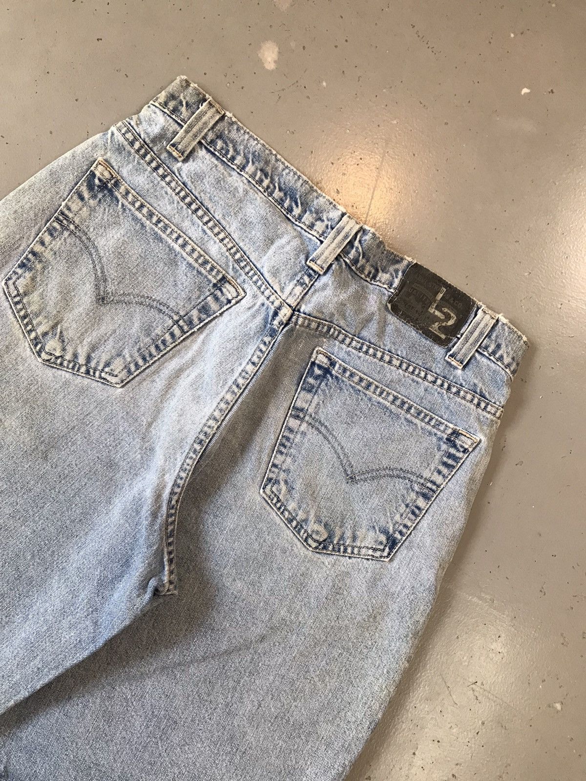 Levi's Vintage Levi’s Strauss & co boxy fit denim short Size US 34 / EU 50 - 10 Thumbnail