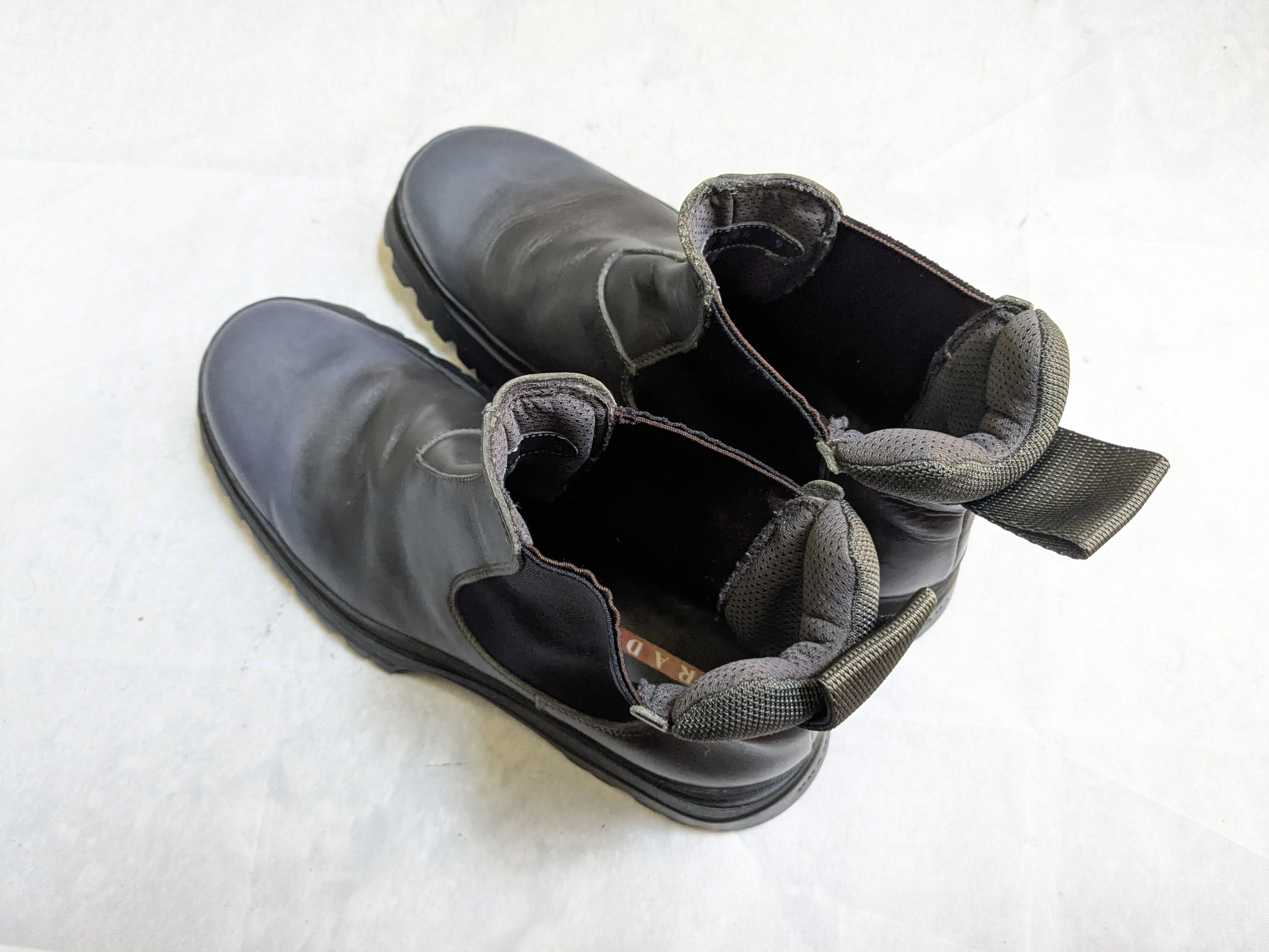 Prada Prada Chelsea Boots Gray Leather 10.5 Black Rubber Y2K Size US 10.5 / EU 43-44 - 15 Thumbnail