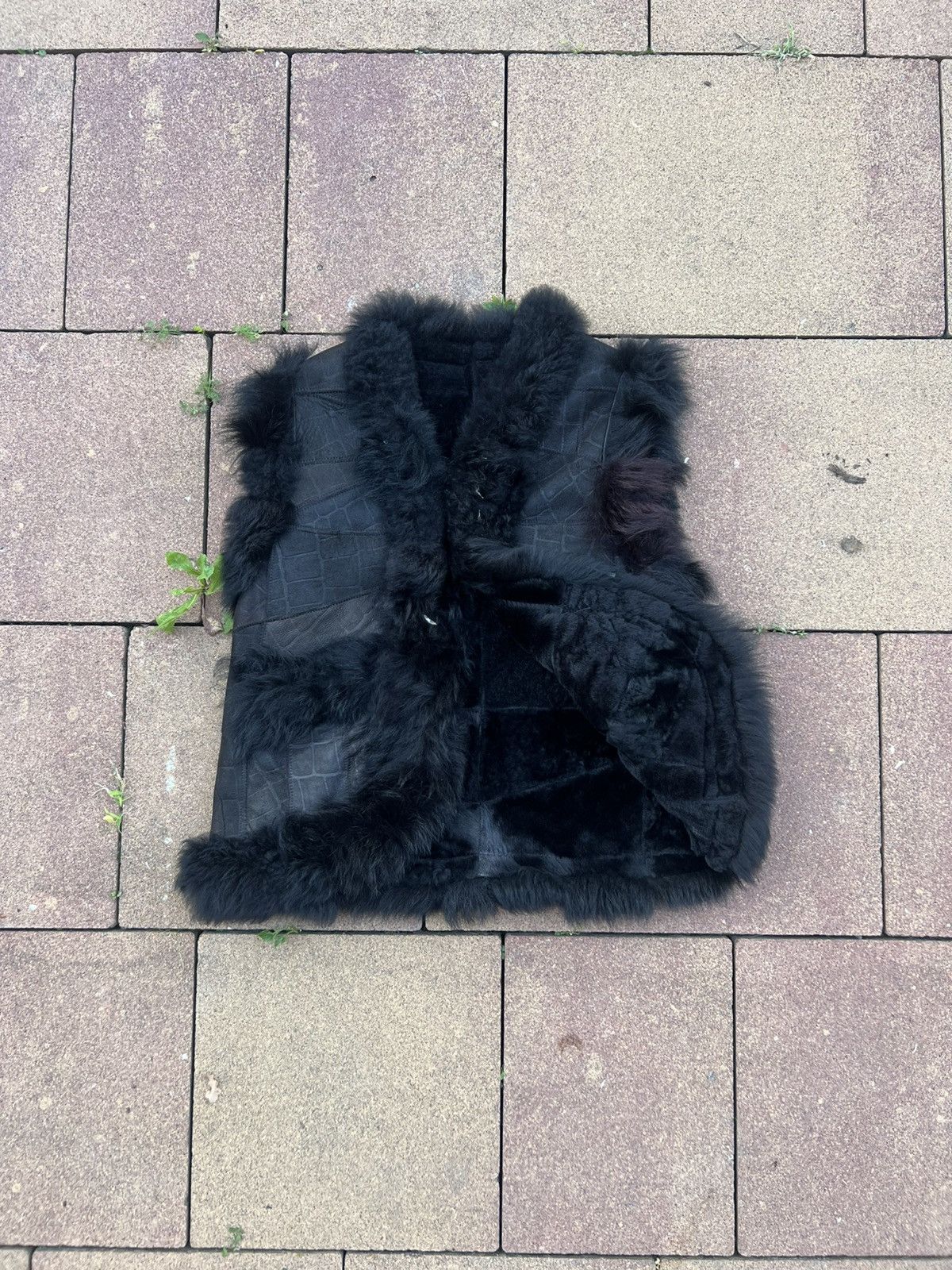 Japanese Brand Very Rare Japanese Balenciaga Style Real Fur Mohair Y2K vest Size US M / EU 48-50 / 2 - 2 Thumbnail