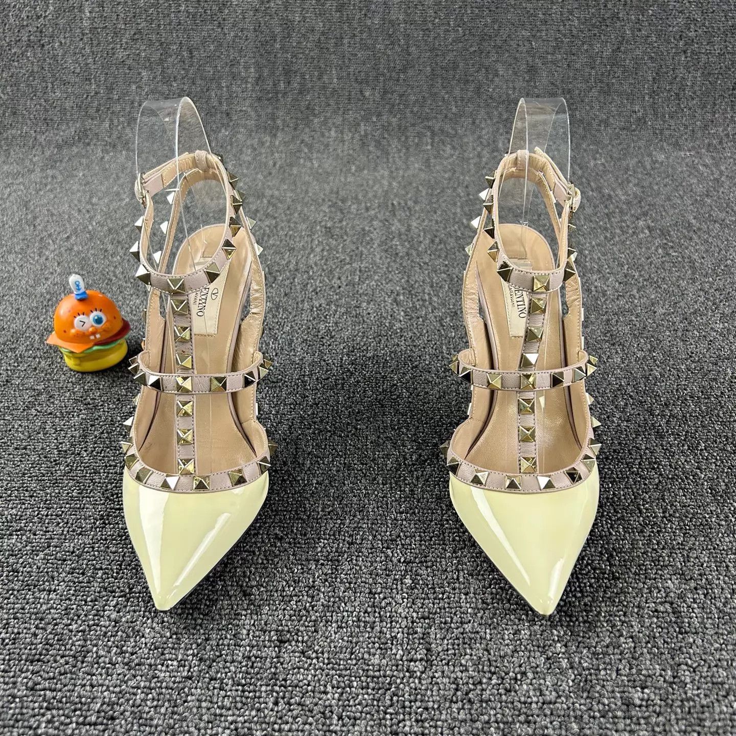 Valentino Valentino Yellow Heels 37 Riveted Ring Size US 6.5 / IT 36.5 - 2 Thumbnail