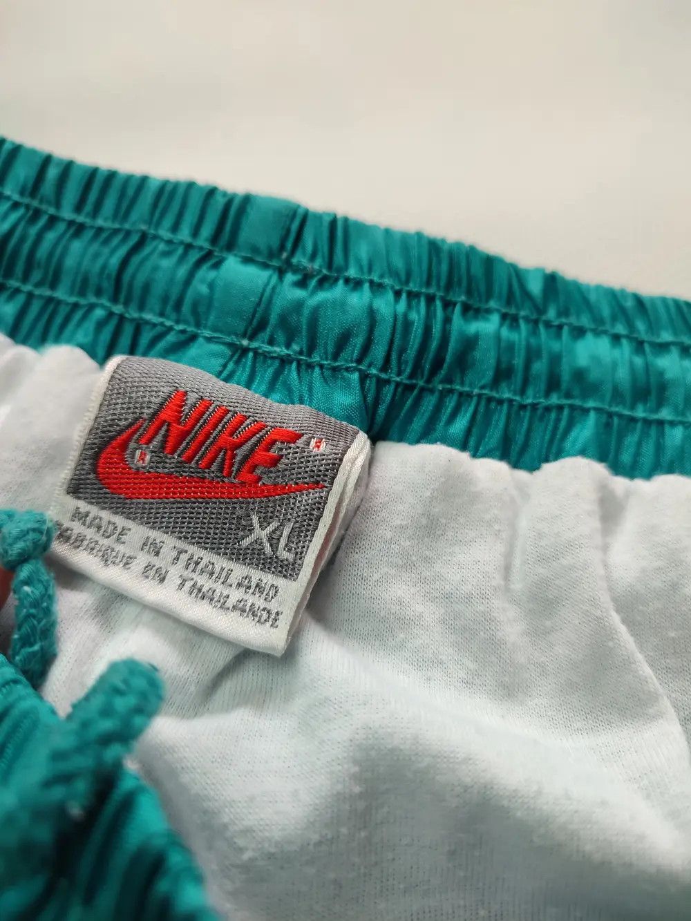 Nike Vintage 80's Nike Track Pants Size US 34 / EU 50 - 11 Thumbnail