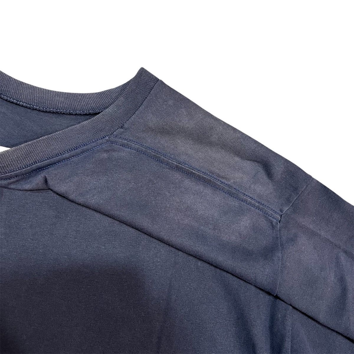 Supreme 90s SUPREME BOX LOGO NAVY on NAVY Tee Single Stitch Size US L / EU 52-54 / 3 - 7 Thumbnail