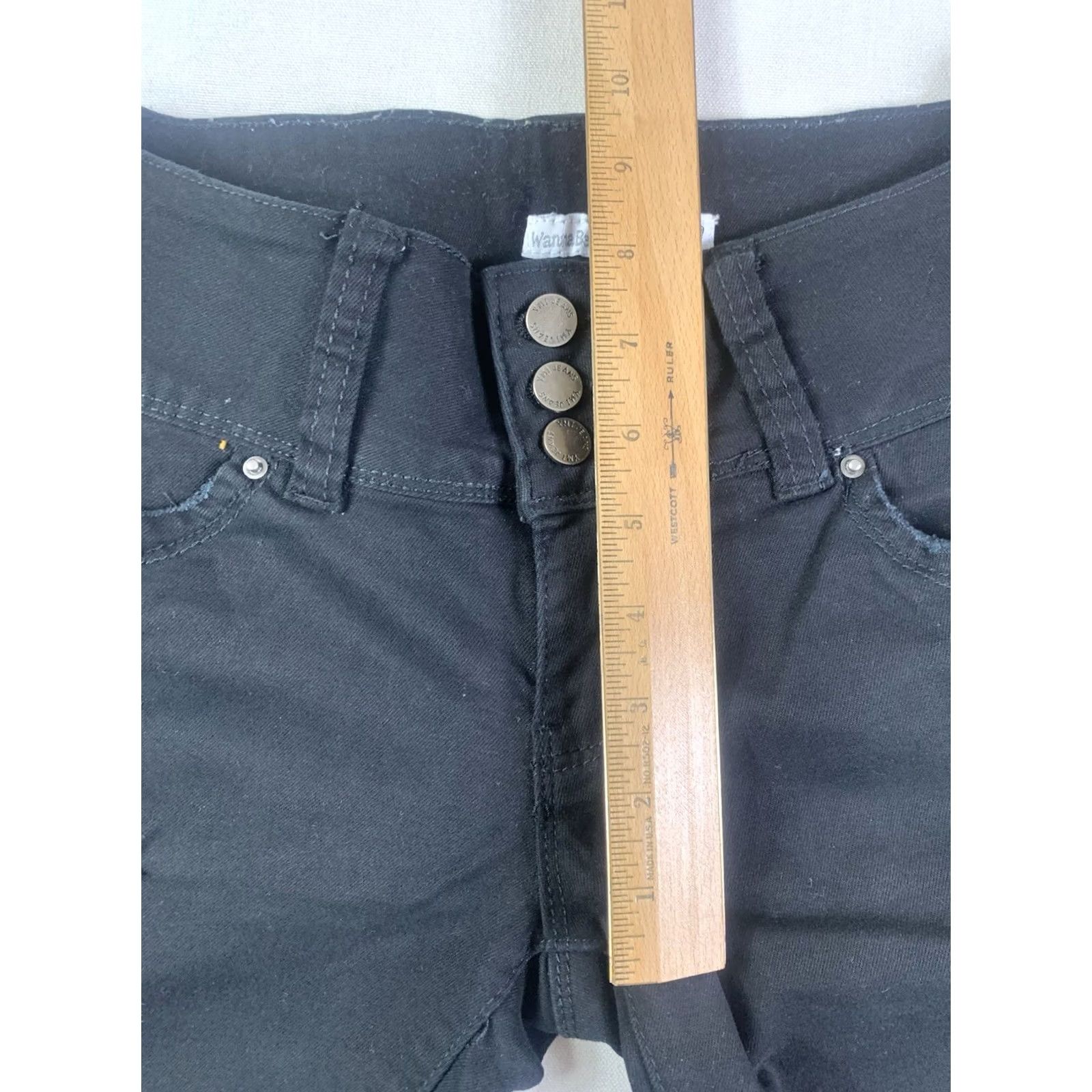Vintage Womens YMI Jeans Capri WannaBettaButt Black Stretch Size 5 Size 26" / US 2 / IT 38 - 4 Thumbnail