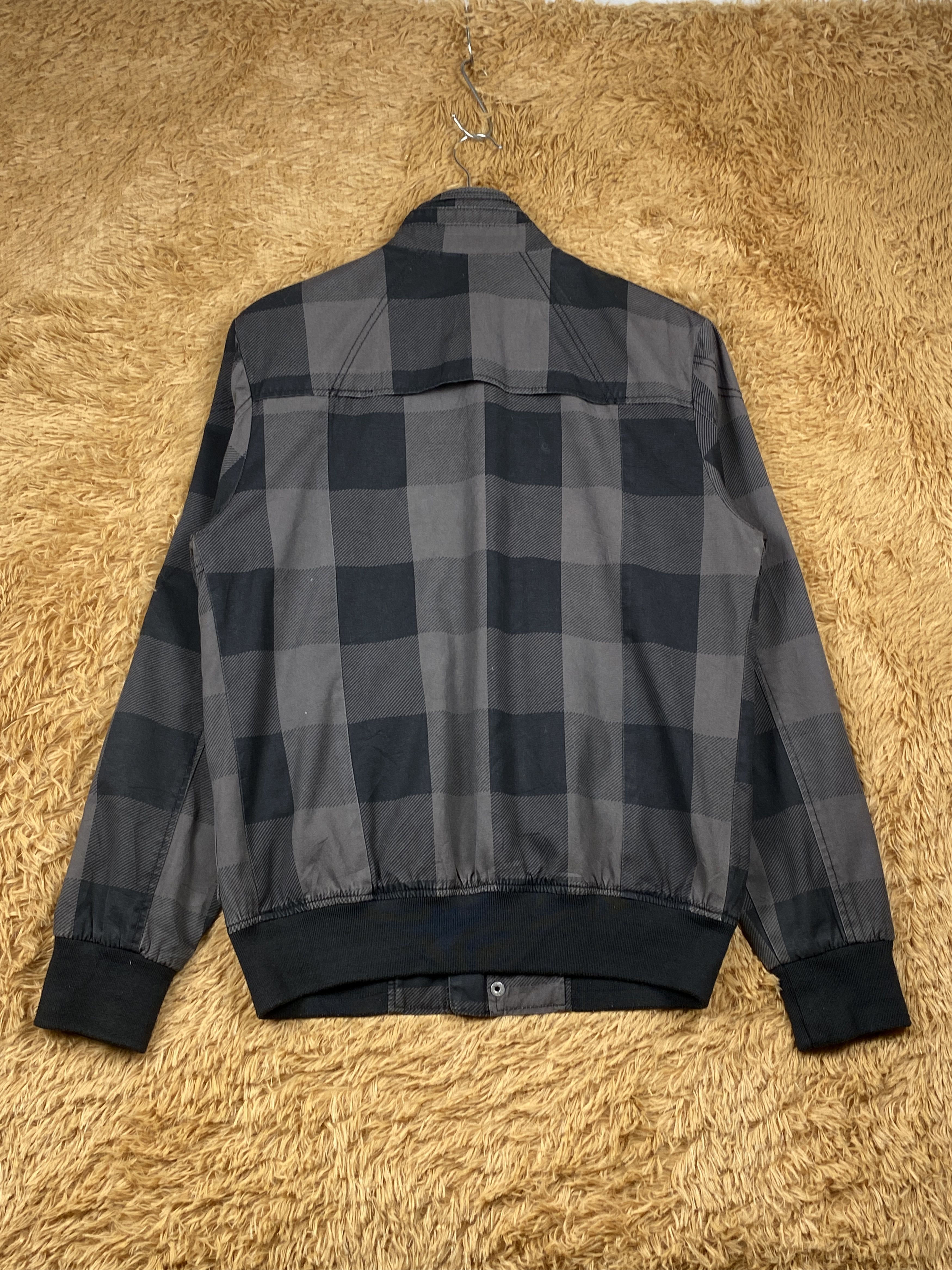 Japanese Brand Vintage Japanese Brand Flannel Zip Up Jacket J1643 Size US S / EU 44-46 / 1 - 5 Thumbnail