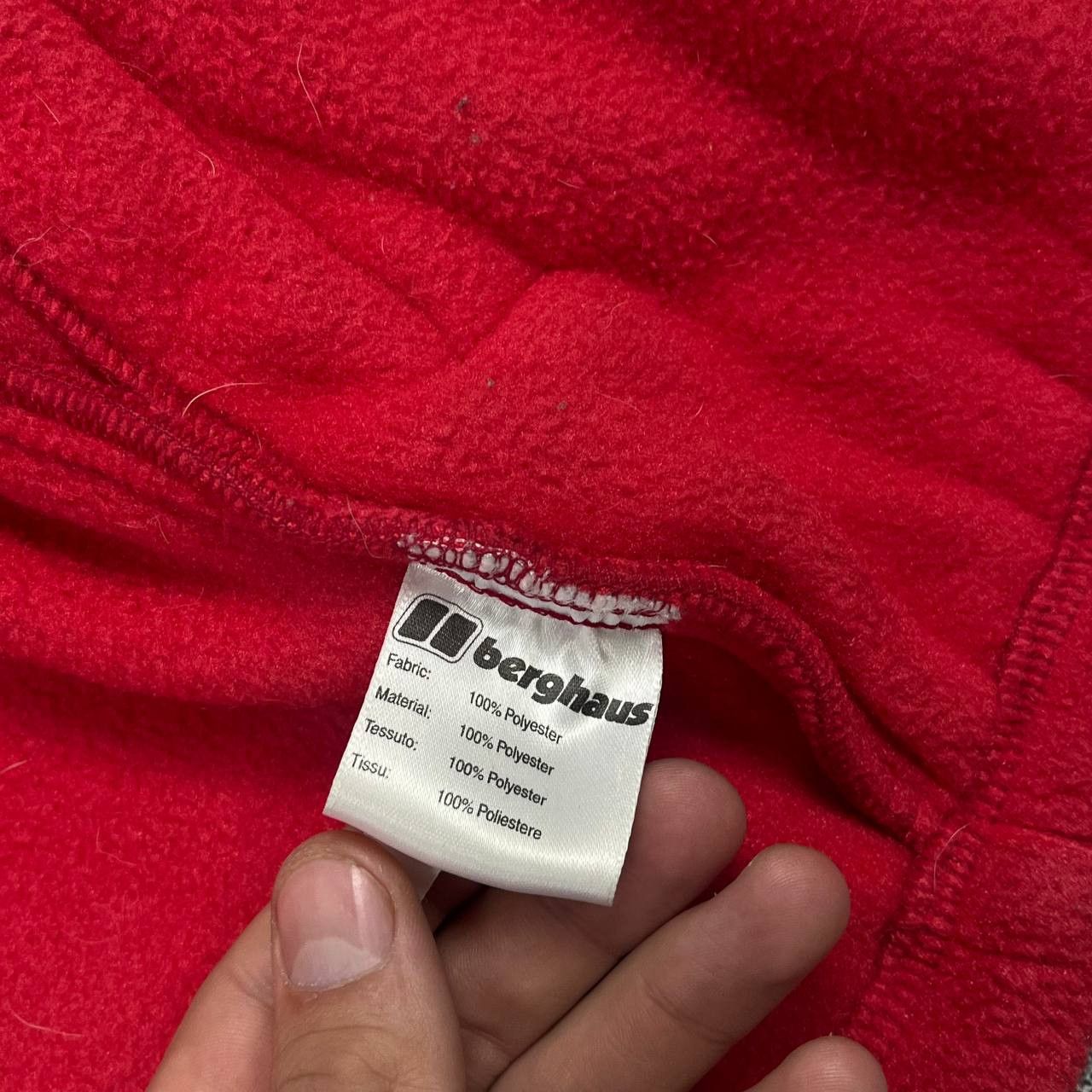 Berghaus Vintage Berghaus 90s Full Zipp Fleece Jacket Red Mens Size M Size US M / EU 48-50 / 2 - 7 Thumbnail