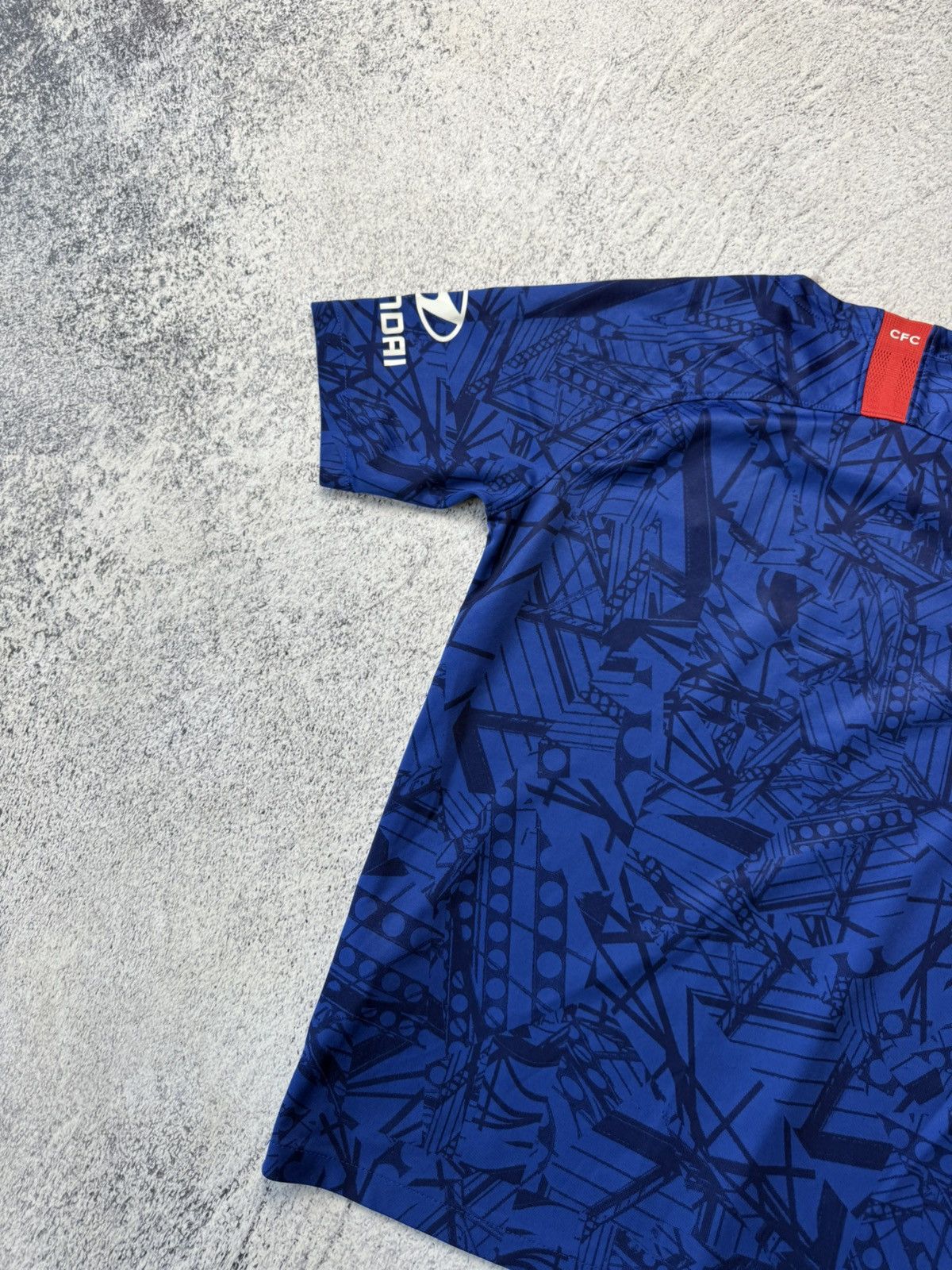 Chelsea Soccer Nike Chelsea 2019 Soccer Jersey Football Shirt Boys Size XL Size US XS / EU 42 / 0 - 19 Thumbnail