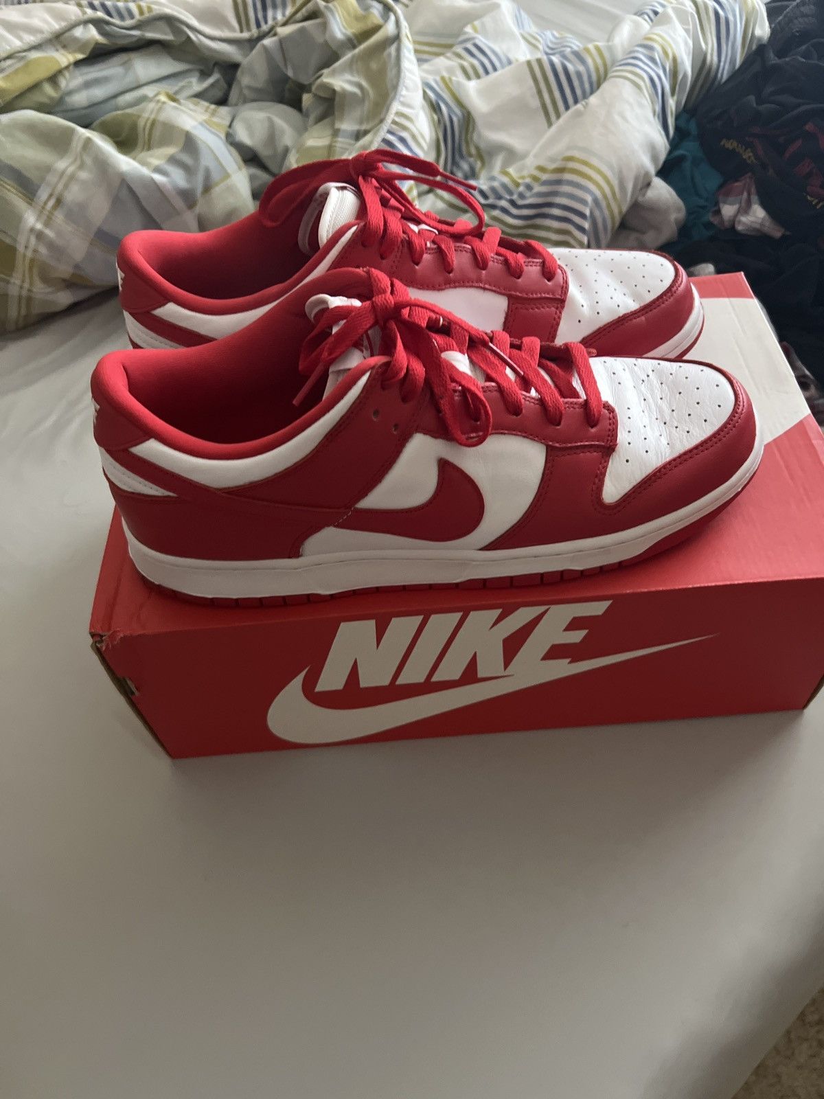 dunk red nike