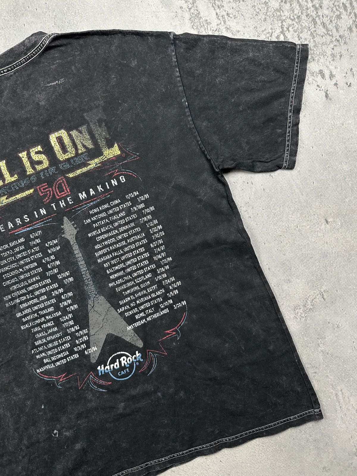 Hard Rock Cafe Vintage Hard Rock Cafe World Tour Hollywood Distressed Tee Size US L / EU 52-54 / 3 - 6 Thumbnail