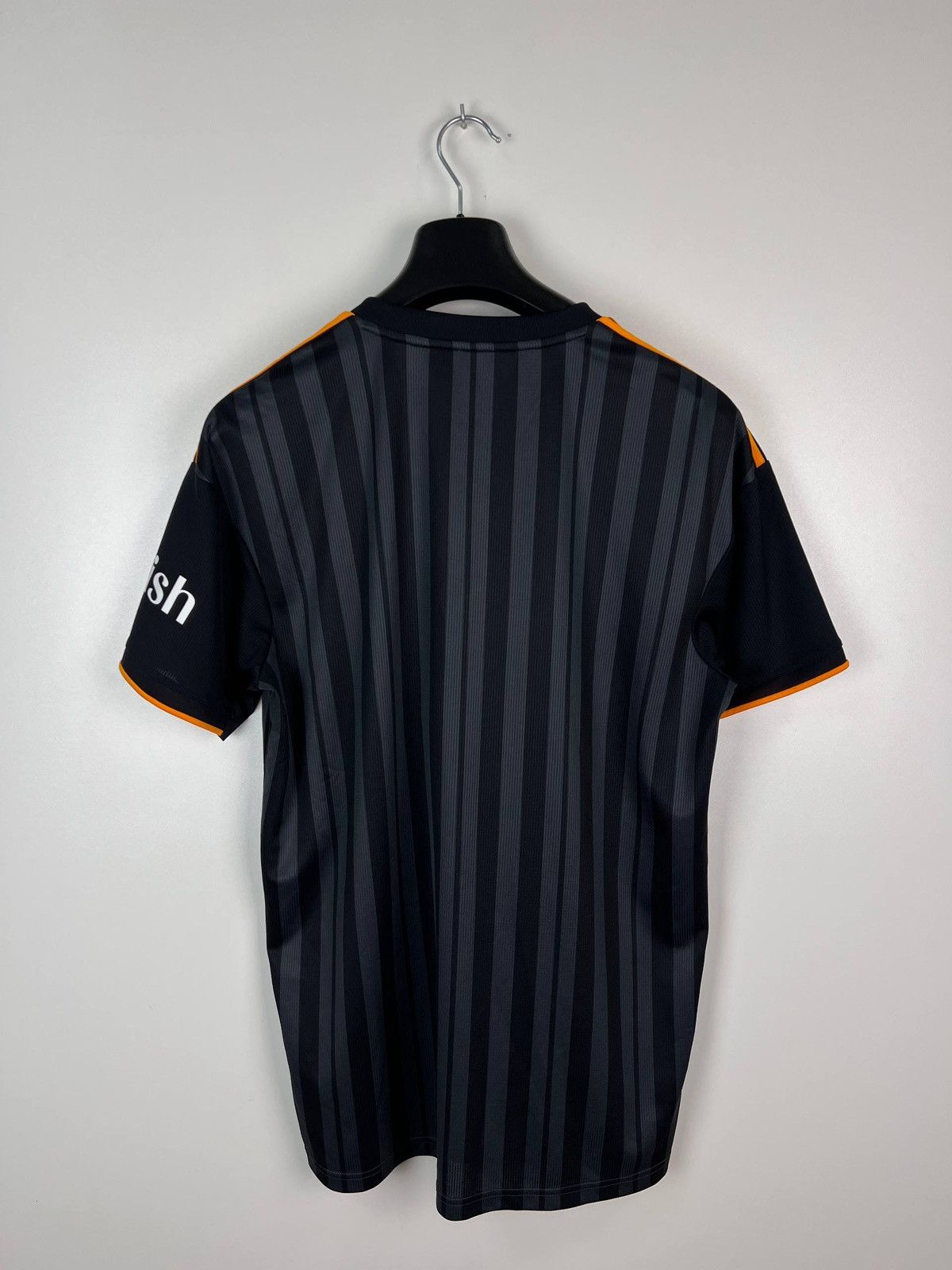 Adidas Leeds United Adidas 2022/23 jersey t-shirts size L Size US L / EU 52-54 / 3 - 2 Thumbnail