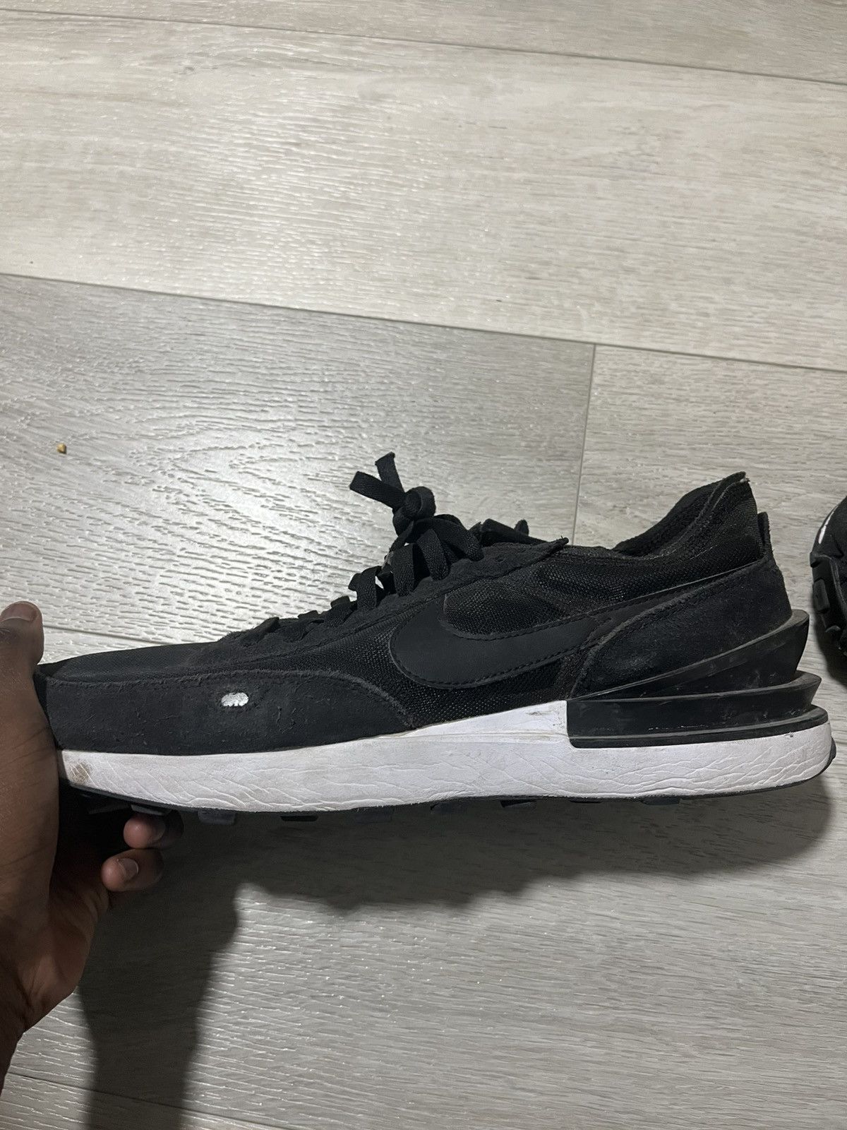 Nike Nike Waffle One Se Size US 11.5 / EU 44-45 - 2 Thumbnail