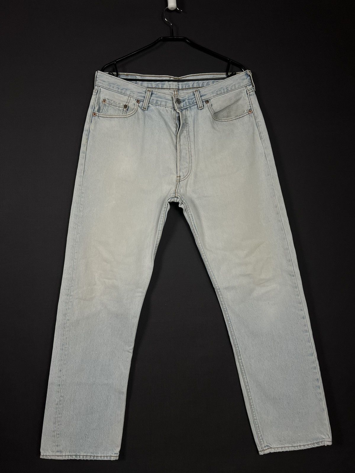 Levi's Vintage Levi’s 501 LVC made in UK Men’s jeans Size US 36 / EU 52 - 6 Thumbnail