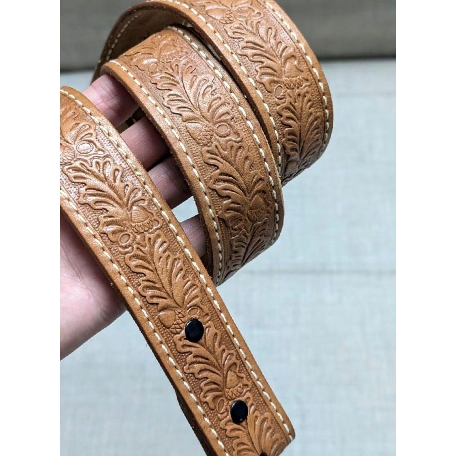 Vintage VINTAGE western belt Tooled 36 brown cowhide leather handcrafted belt Mens Size 36 - 2 Thumbnail