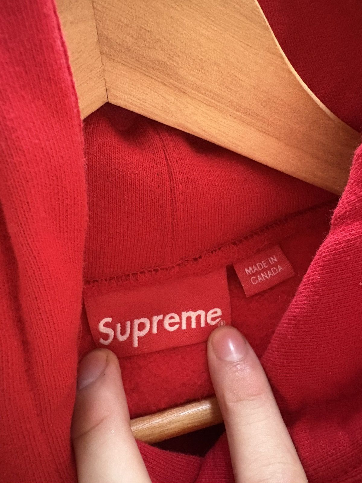 Supreme Supreme Illegal Business hoodie red large SS18 Size US L / EU 52-54 / 3 - 6 Thumbnail