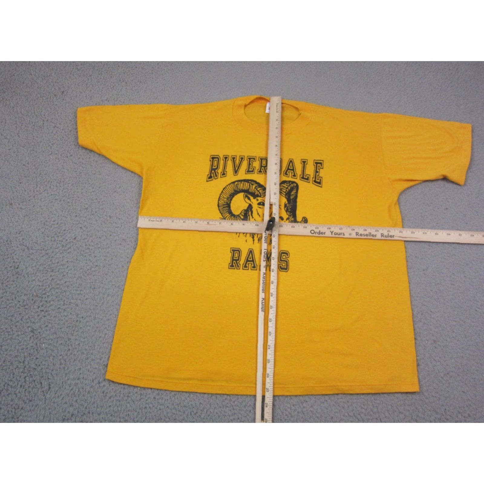 Jerzees VINTAGE Jerzees Riverdale Shirt Mens XL Yellow Cotton Crew Neck Short Sleeve Logo 80s Made in USA Rams City Classic Outdoor All Seasons Size US XL / EU 56 / 4 - 7 Thumbnail
