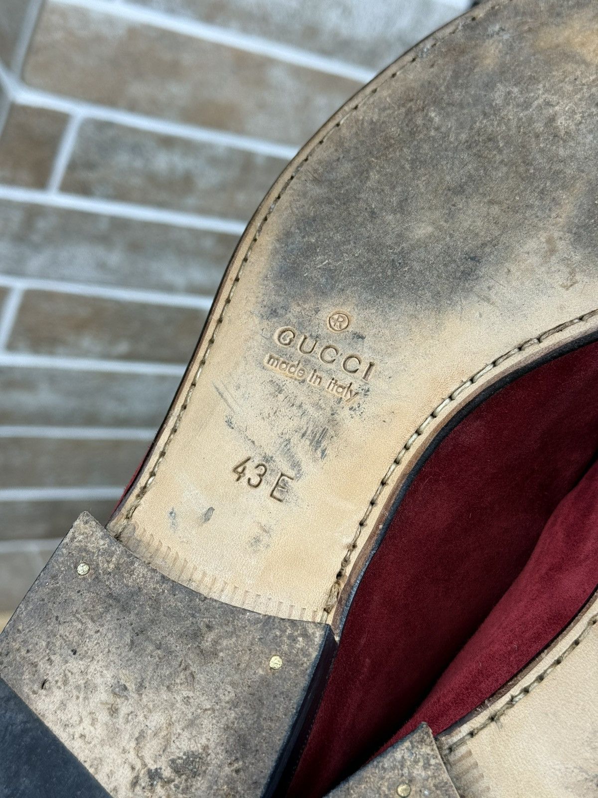 Gucci Gucci Horsebit 1953 Red Suede Loafers Shoes Size EU43 US10 Size US 10 / EU 43 - 14 Thumbnail