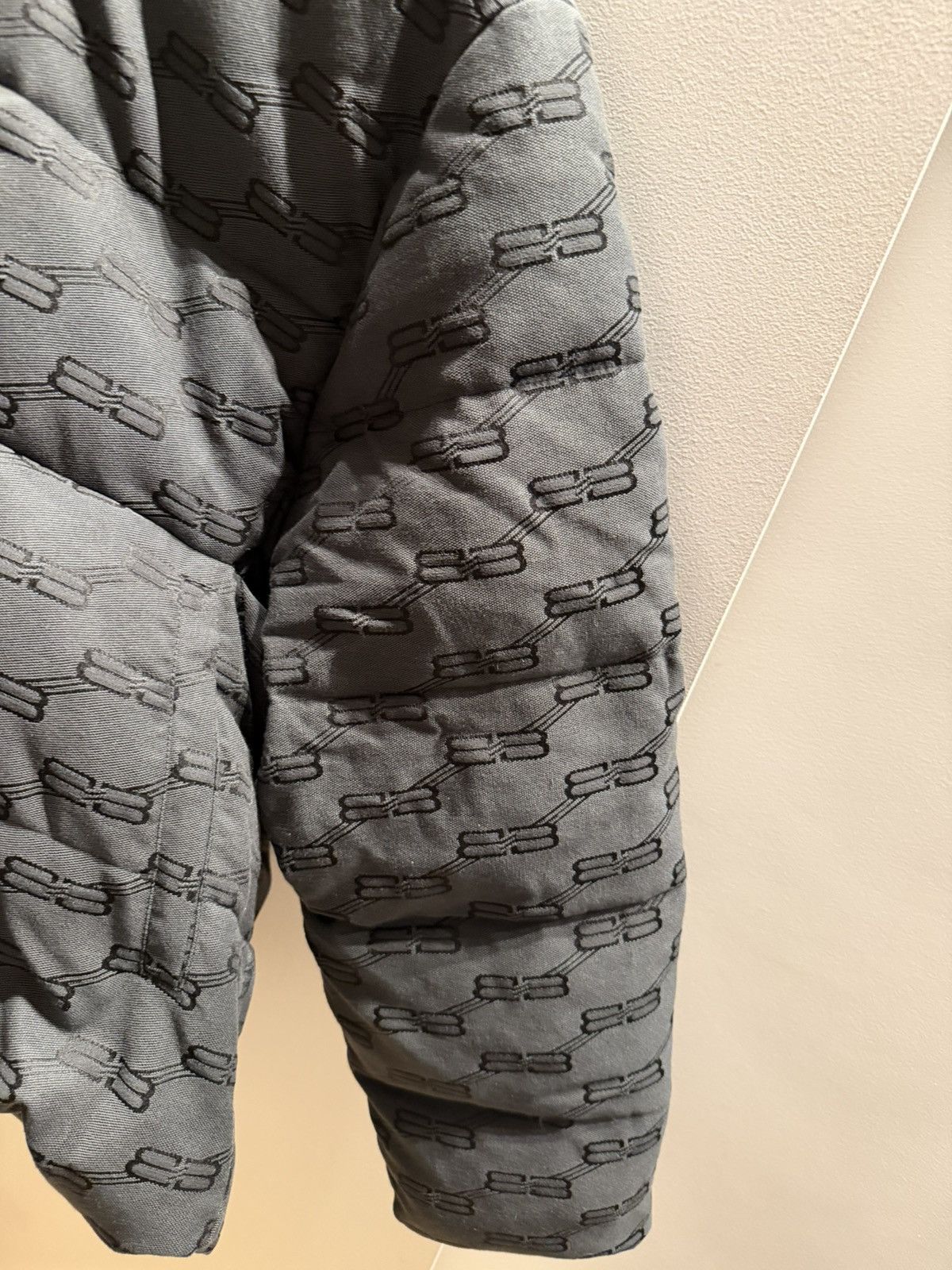 Balenciaga Balenciaga BB Monogram Puffer Down Jacket size 38 Size US M / EU 48-50 / 2 - 3 Thumbnail
