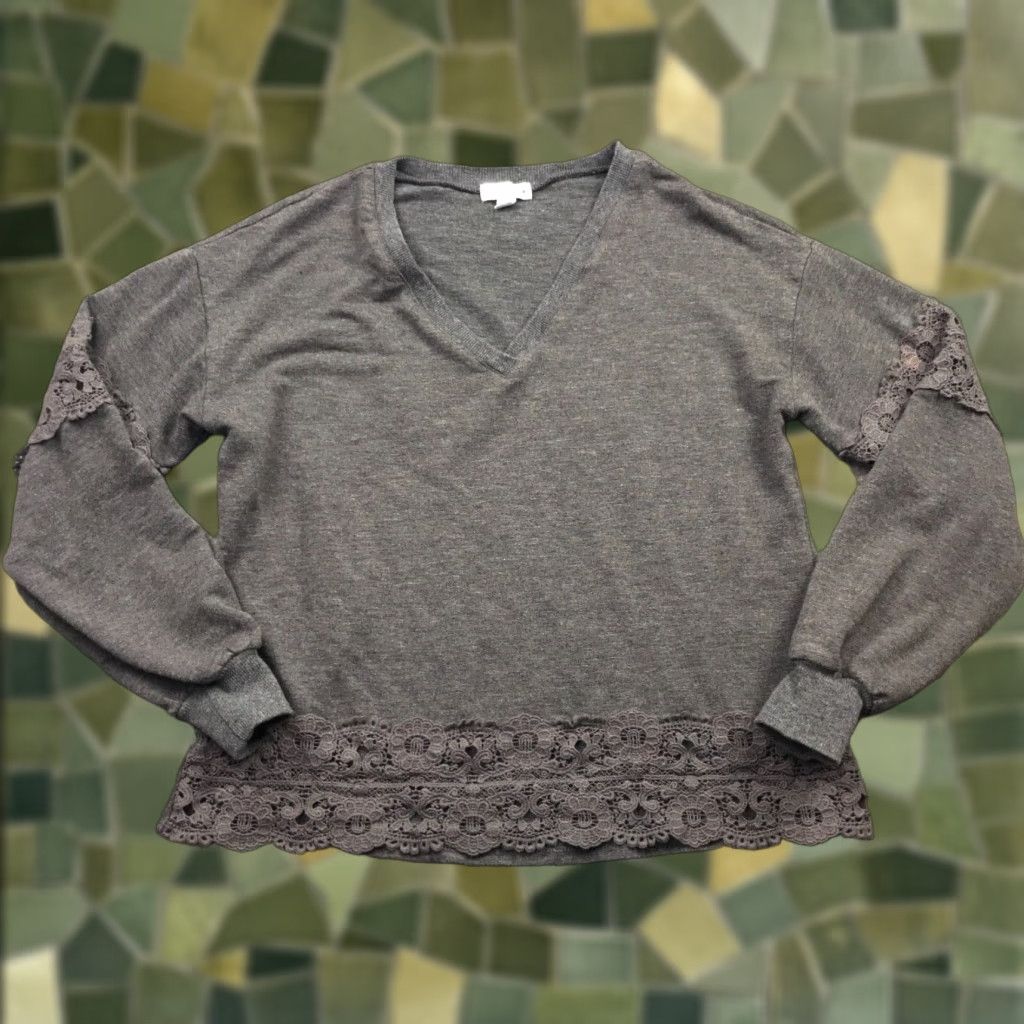 Vintage Eyeshadow Shirt Women Small Gray V-Neck Long Sleeve Crochet Lace Trim Stretch Casual Top Lacey Gray Women S V-Neck Tops 90s Inspired? (No, avoid 90s) Size S / US 4 / IT 40 - 1 Thumbnail
