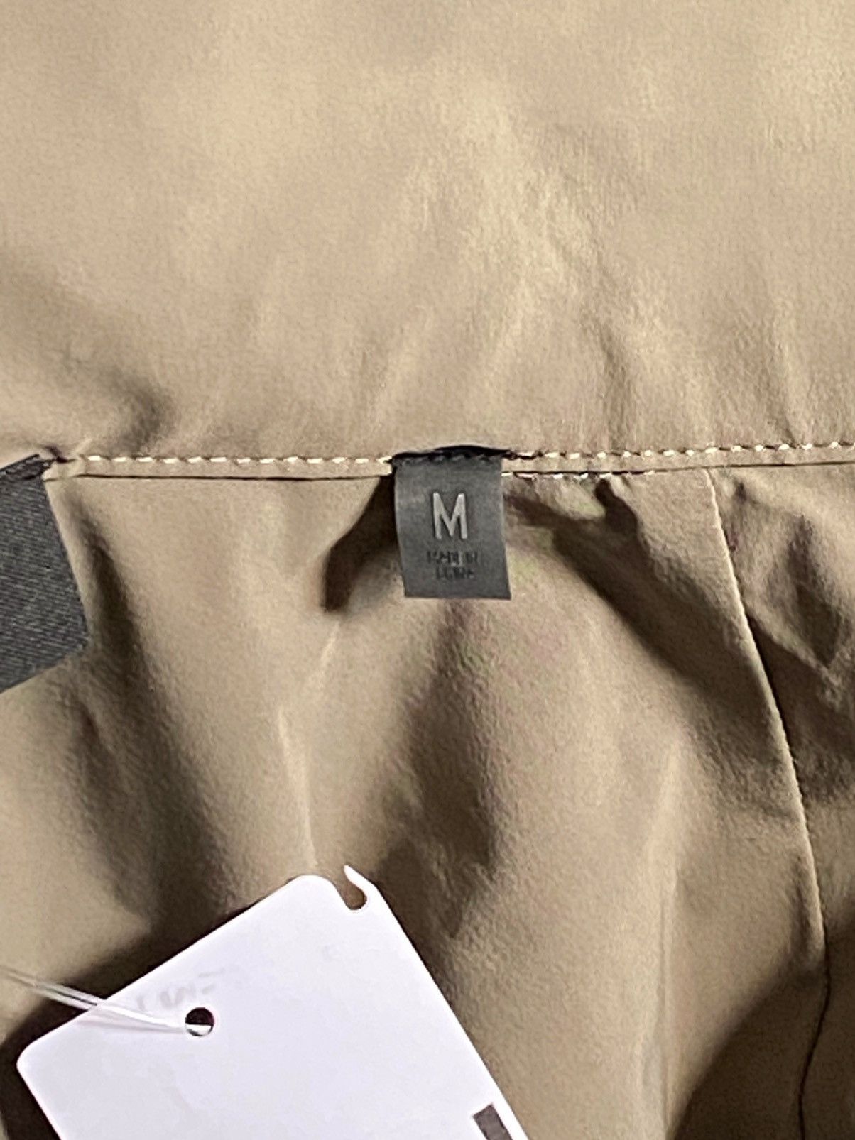 Fear of God FEAR OF GOD ESSENTIALS logo-patch oversized shirt size M Size US M / EU 48-50 / 2 - 16 Thumbnail