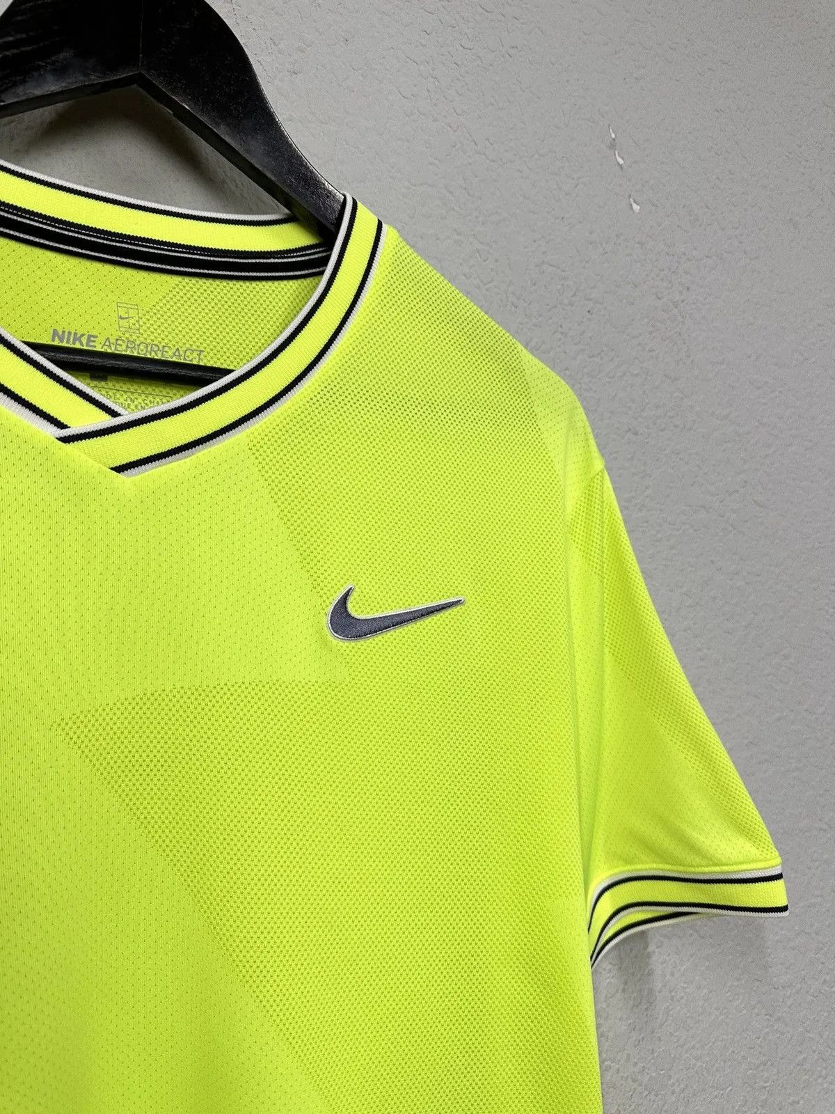 Vintage Nike Rafa Nadal 2019 French Open Tennis Crew Roger Federer Size US M / EU 48-50 / 2 - 3 Thumbnail