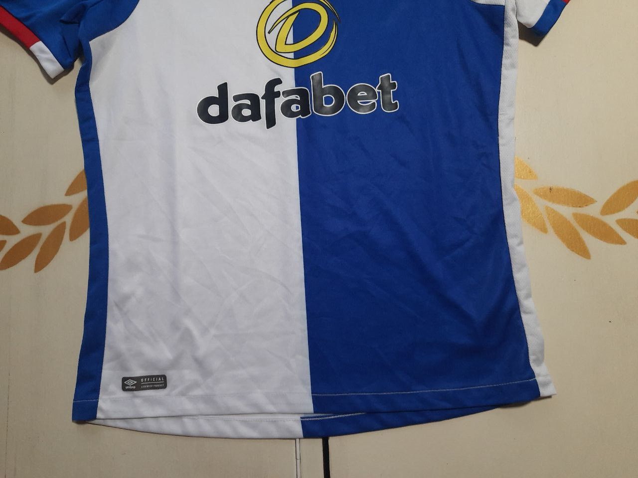 Umbro Umbro Blackburn Rovers Jersey 2016-2017 Size US M / EU 48-50 / 2 - 4 Thumbnail
