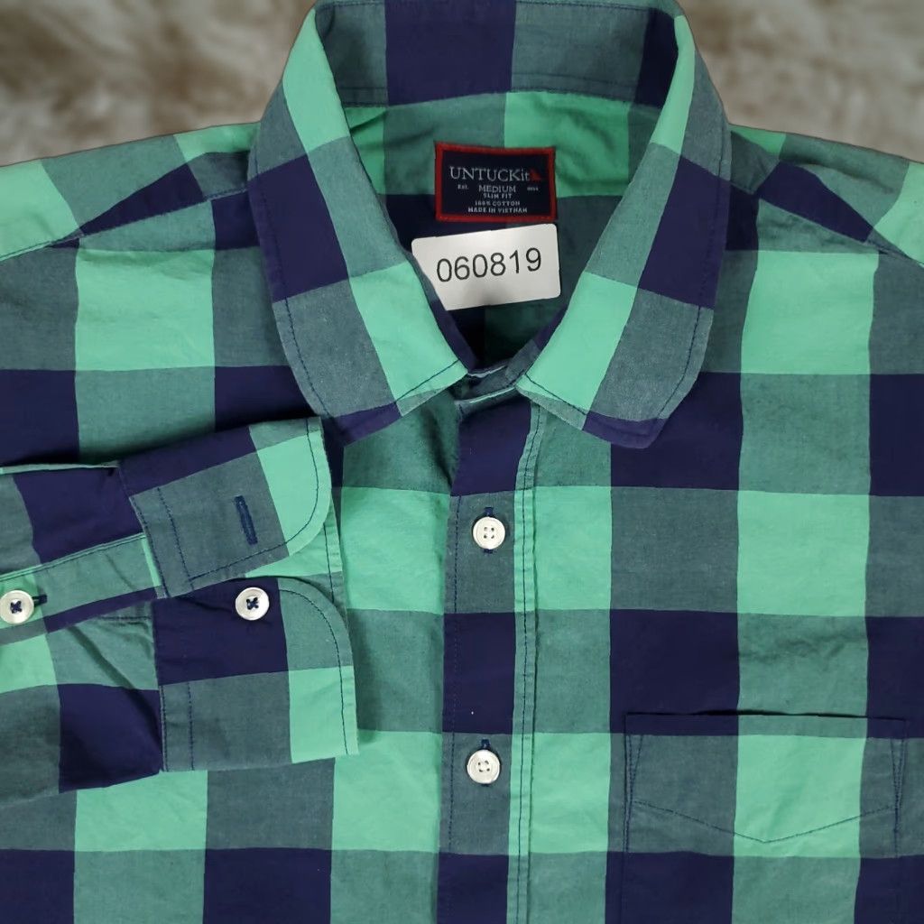 UNTUCKit UNTUCKit Shirt Mens Size Medium Blue Check Slim Fit Long Sleeve Button-Up Casual Dress Shirt M Blue, UNTUCKit, Button-Up, Men Size US M / EU 48-50 / 2 - 1 Thumbnail