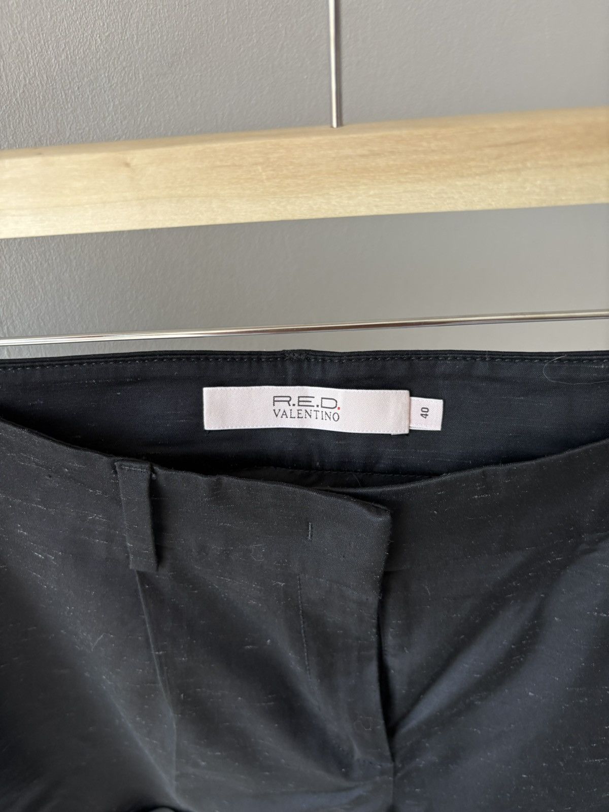 RED Valentino Red Valentino silk short Size 25" / US 0 / IT 36 - 7 Thumbnail