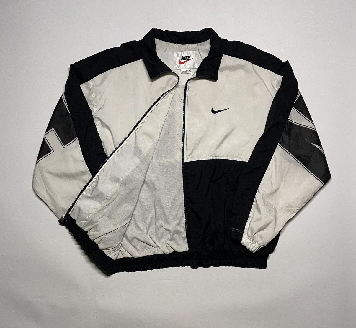 Nike × Vintage Nike NSW SC Woven Sportswear CQ0247-013Windbreaker Size US XL / EU 56 / 4 - 2 Thumbnail