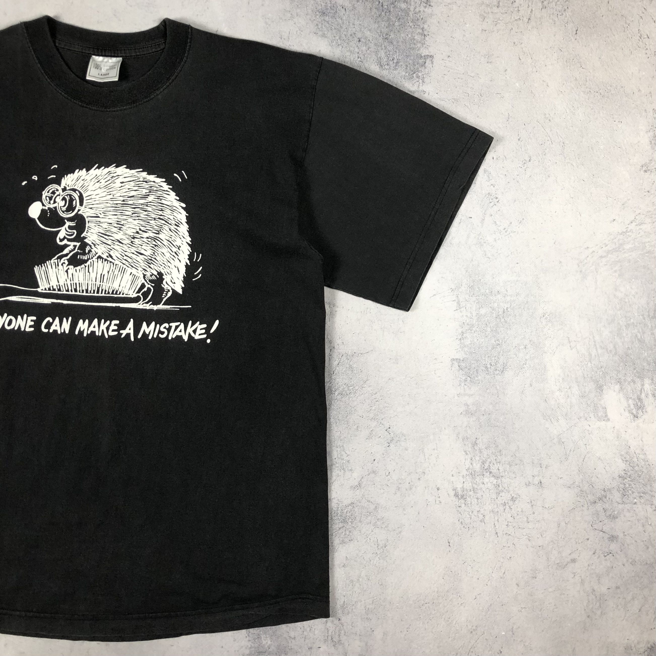 Vintage 90s Adult Dirty Joke Hedgehog Mistake Humour Tee Size US L / EU 52-54 / 3 - 5 Thumbnail