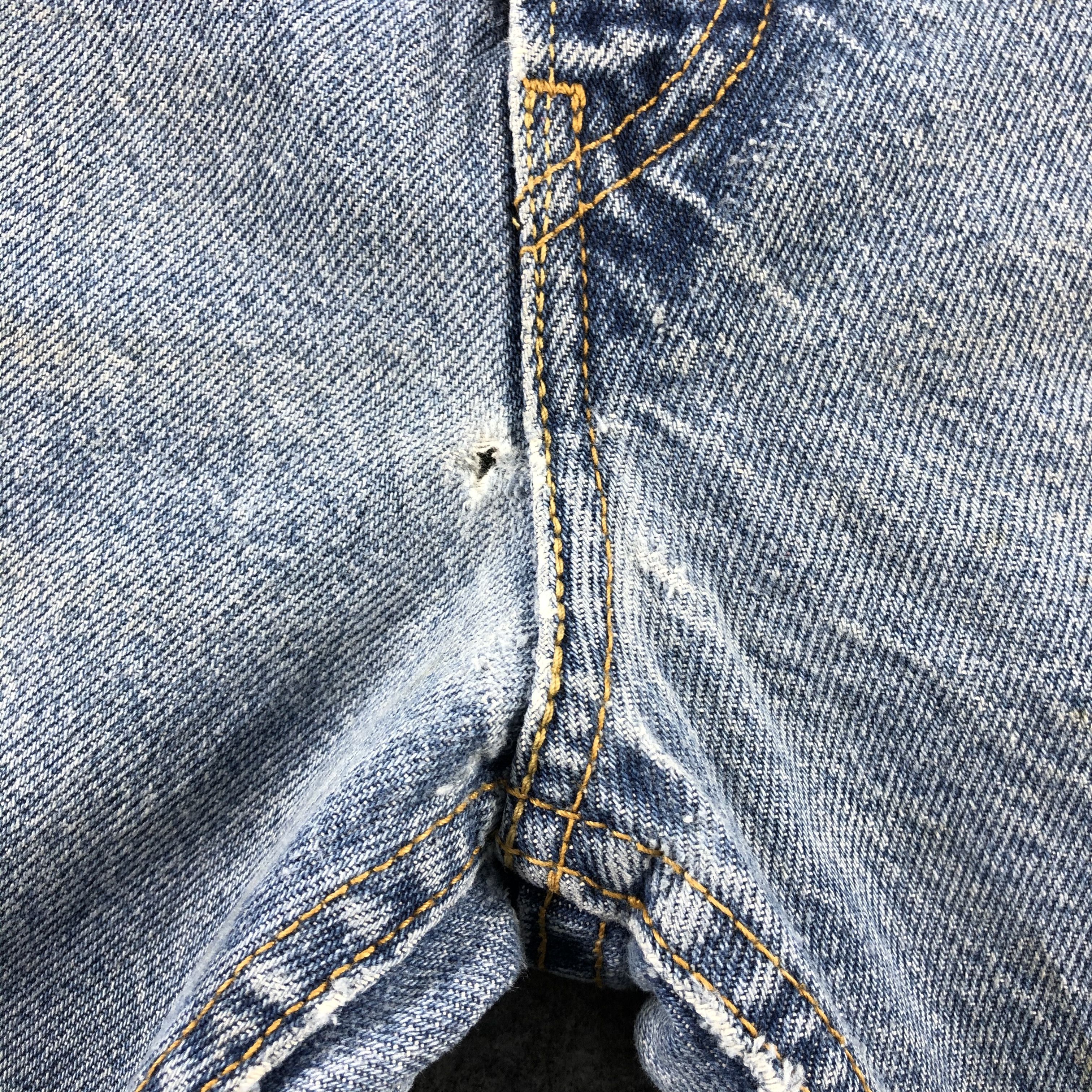 Levi's Vintage Blue Wash Levis 505 Jeans-J2619 Size US 43 - 13 Thumbnail