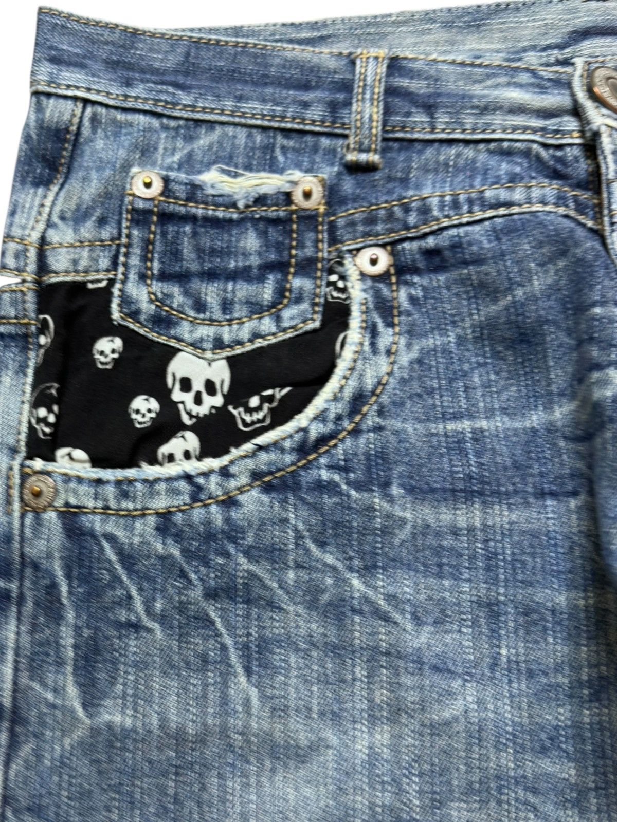 Mastermind Japan Vintage Japanese Brand Skulls Pattern Denim Size US 31 - 3 Thumbnail