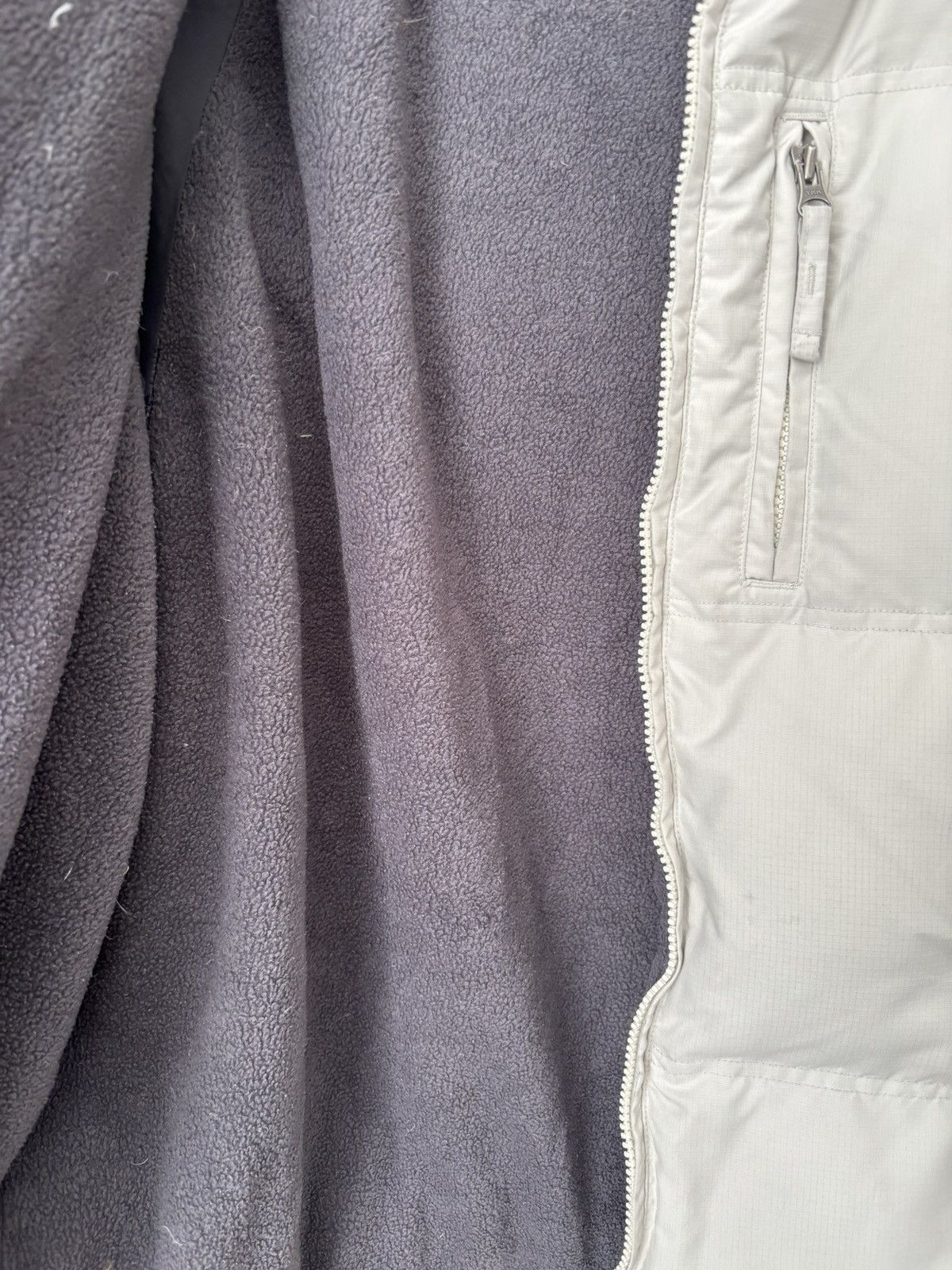 Vintage Old Navy Old Navy Warm Puffer Jacket Full Zip Up Size US L / EU 52-54 / 3 - 7 Thumbnail