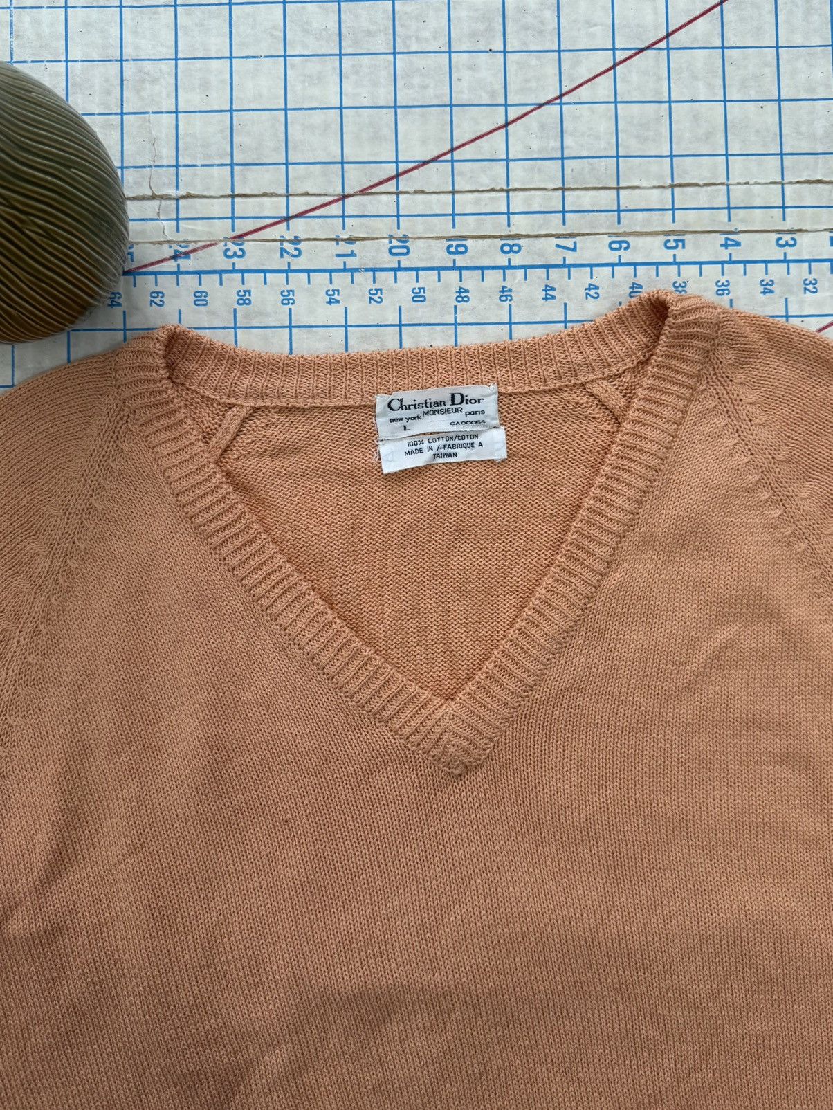 Christian Dior Monsieur × Vintage Vintage Christian Dior Monsieur V-Neck Knit Sweater Fits S Size US S / EU 44-46 / 1 - 4 Thumbnail