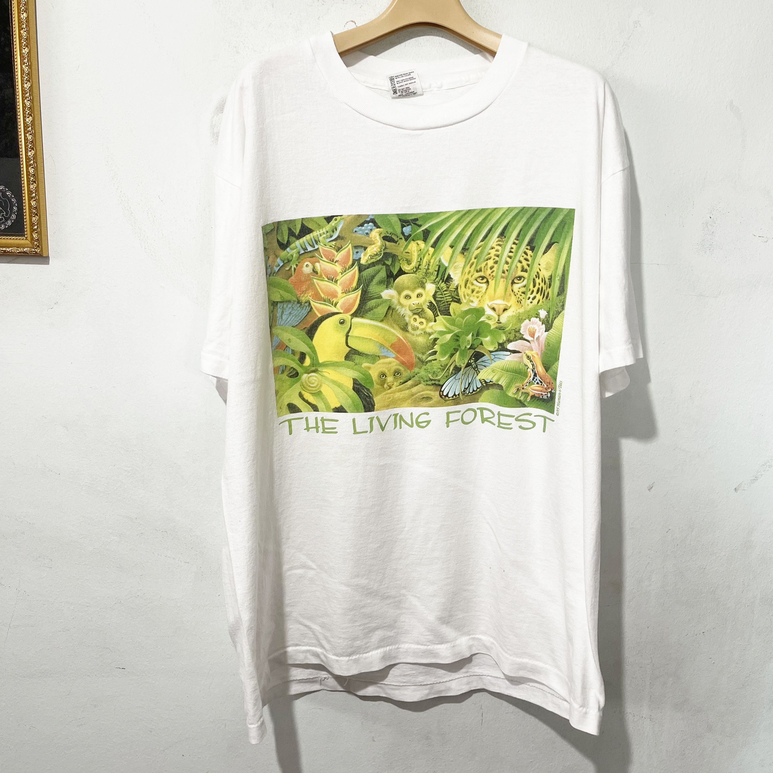 Vintage Vintage 1995 Human-i-Tees “The Living Forest” T-shirt Size US XL / EU 56 / 4 - 1 Thumbnail