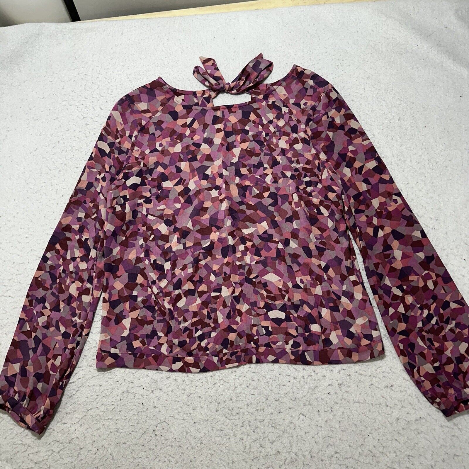 Other Cabi Medium Pink Kaleidoscope Blouse Lightweight Geometric Size M / US 6-8 / IT 42-44 - 1 Thumbnail