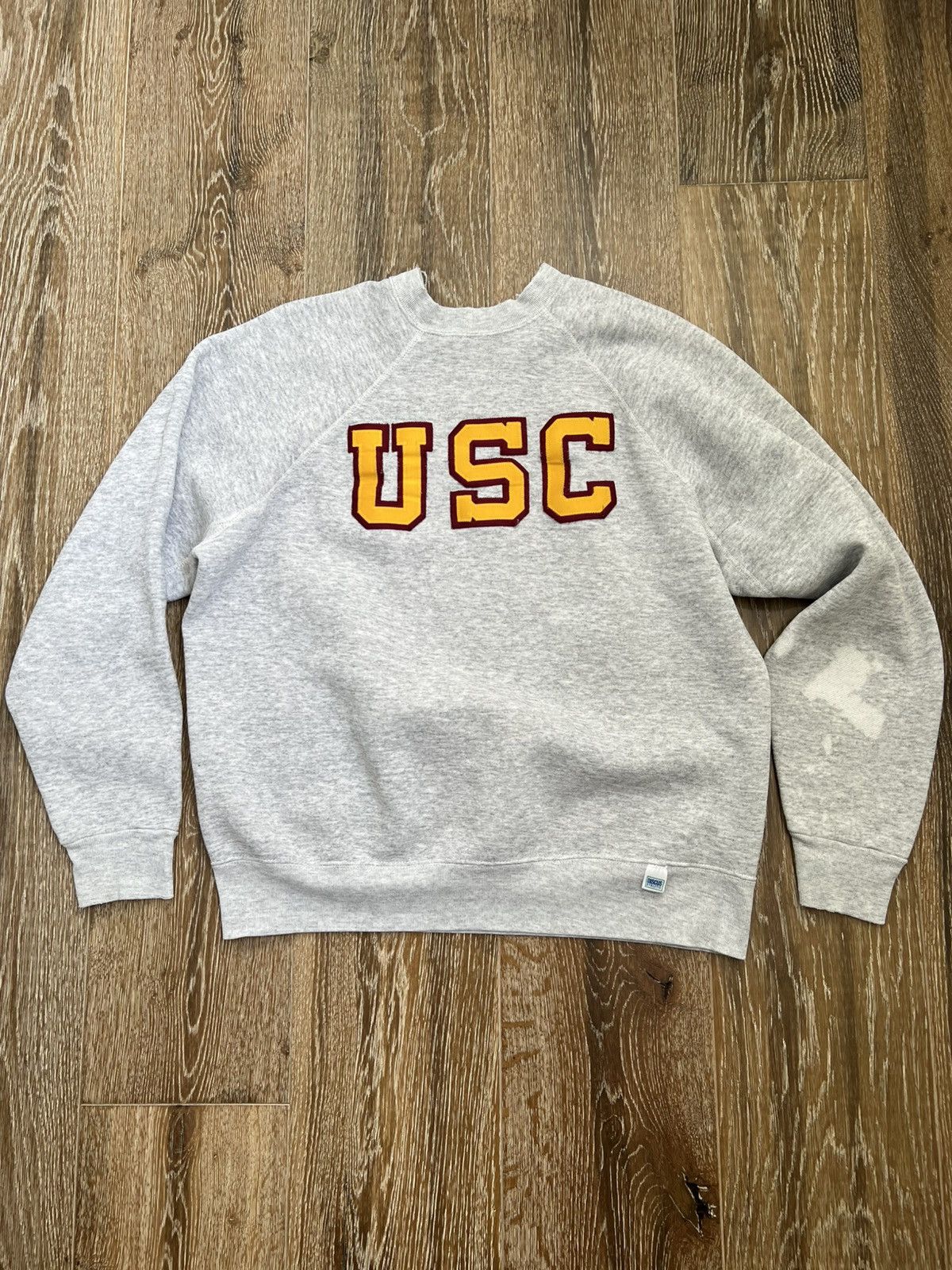 Vintage Vintage thrashed usc discus athletic raglan sweater Size US L / EU 52-54 / 3 - 1 Thumbnail