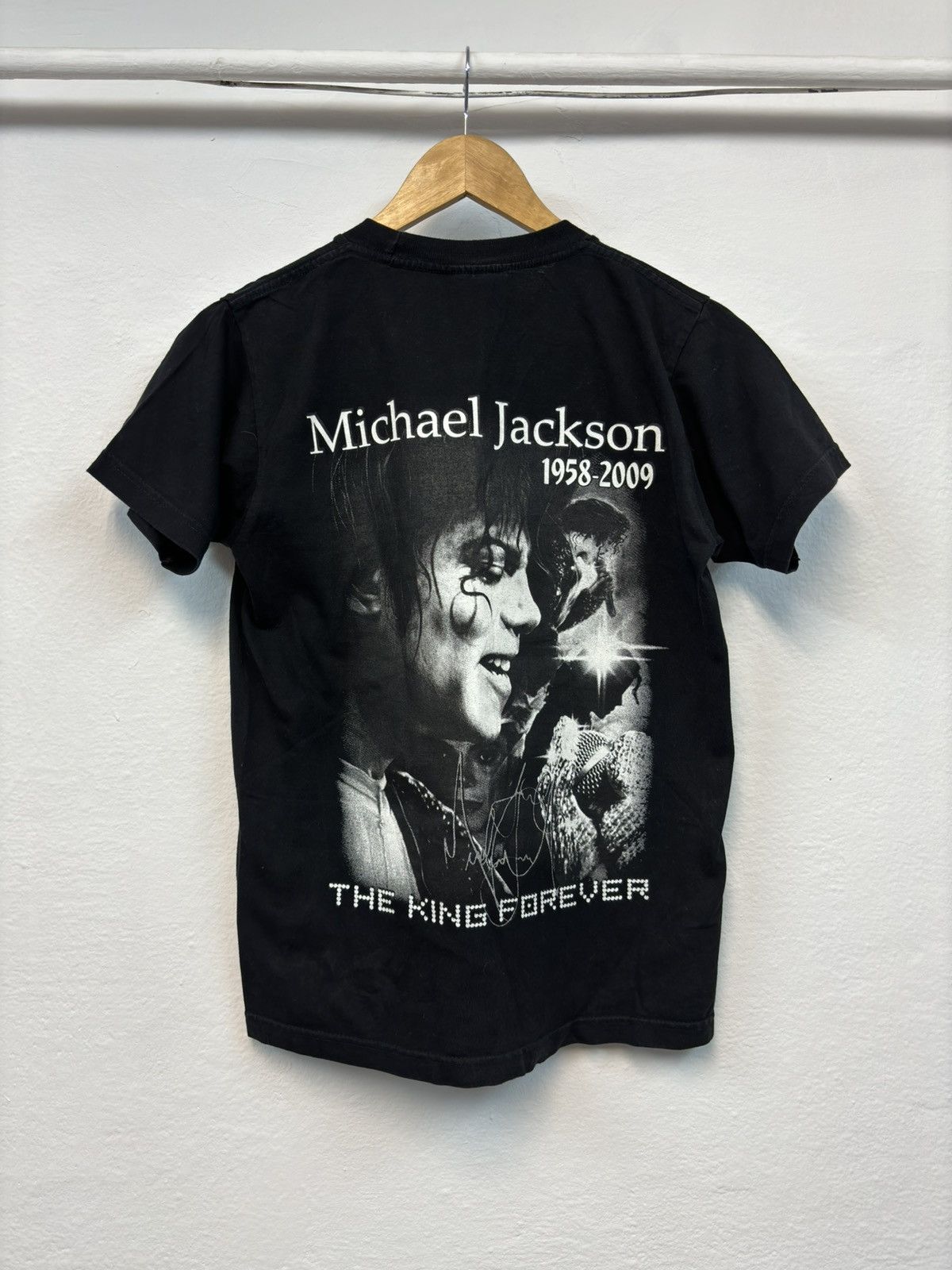 Band Tees × Vintage VINTAGE 00s MICHAEL JACKSON KING POP 1958-2009 MEMORIAL TEE Size US M / EU 48-50 / 2 - 2 Thumbnail