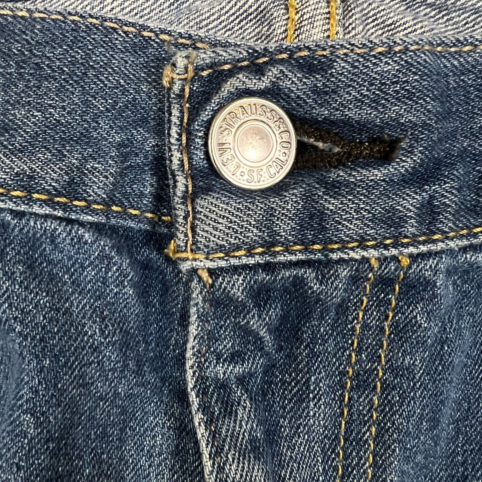 Levi's × Vintage Levi's 514 Jeans 36x34 Blue Straight Fit Faded Denim Pants Size US 36 / EU 52 - 5 Thumbnail