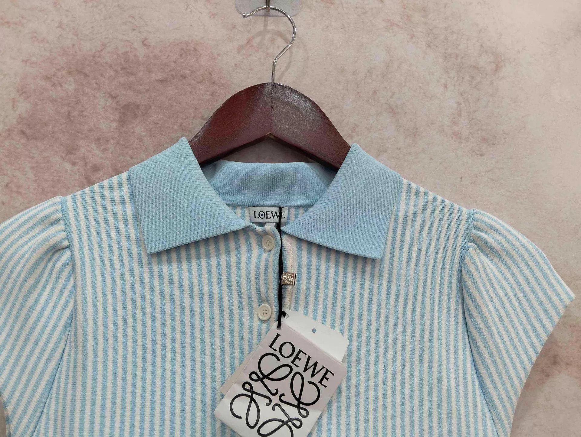 Loewe LOEWE collared pleated short-sleeve short dress M Size M / US 6-8 / IT 42-44 - 7 Thumbnail